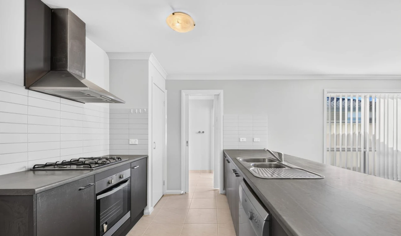7 Nassella Close, Kurunjang, VIC 3337