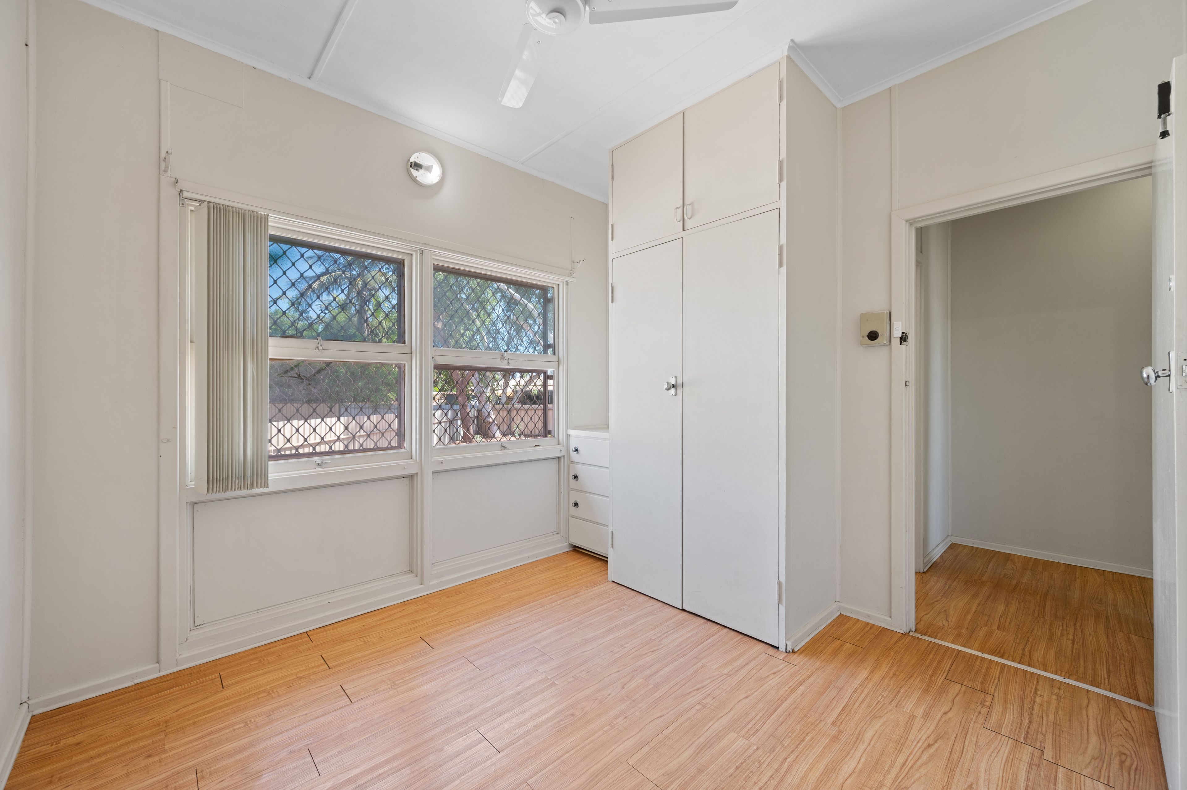 38 Pedlar Street — photo 13 of 29