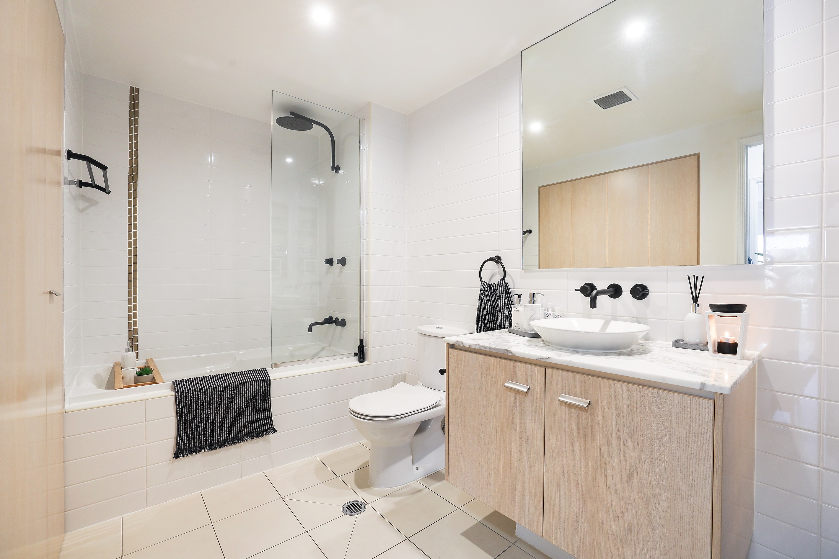 104/1 Moores Crescent, Varsity Lakes, QLD 4227