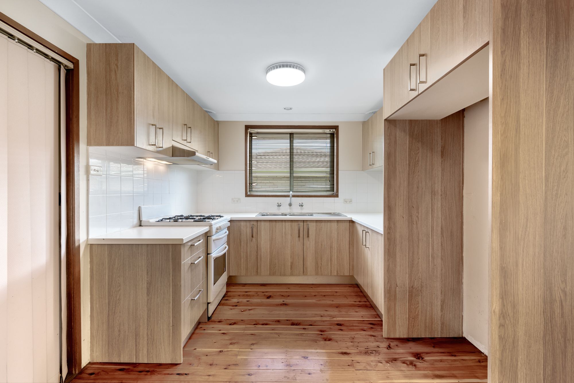 12 Shadlow Crescent, St Clair, NSW 2759