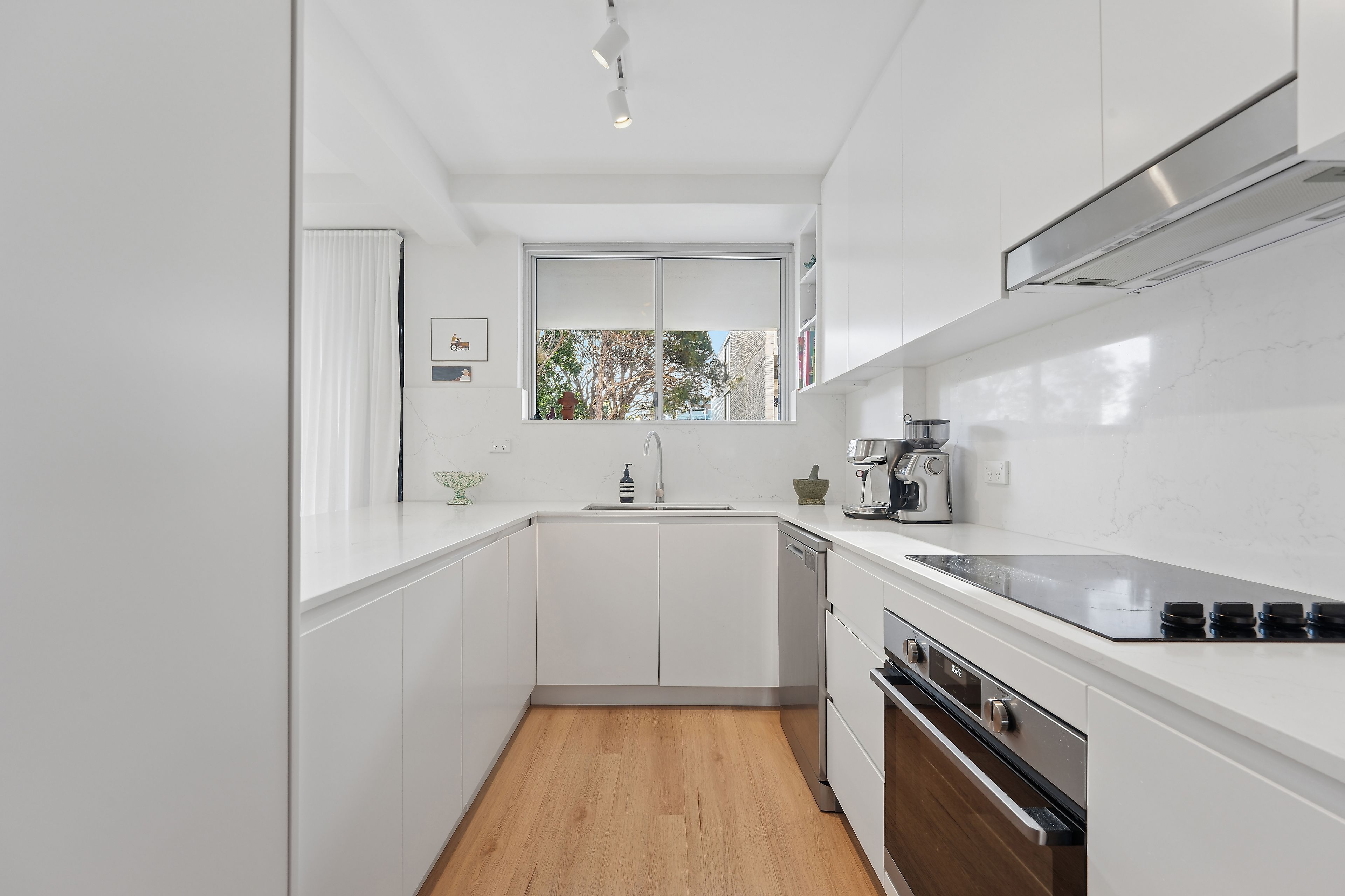 15/22-28 Wellington Street — photo 4 of 11