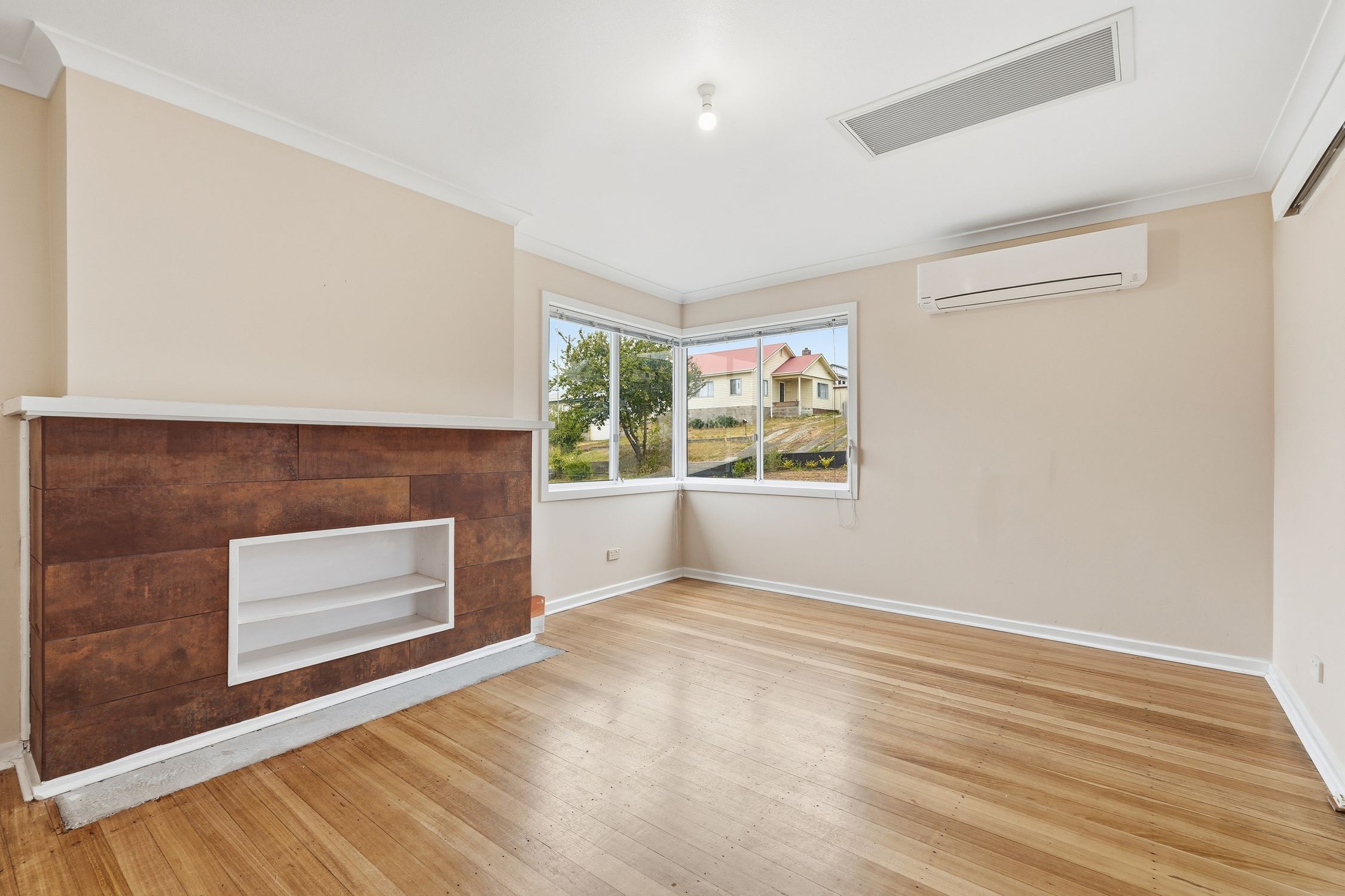 19 Edinburgh Crescent, Goodwood, TAS 7010