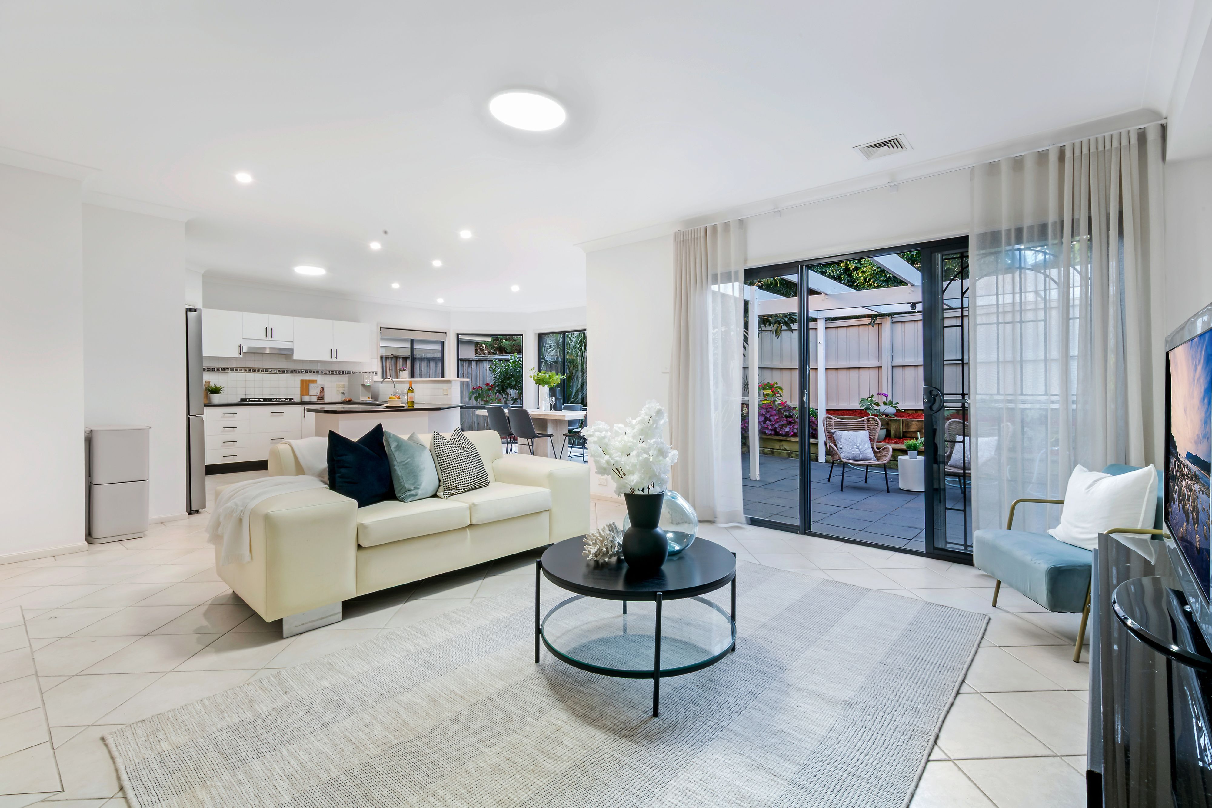 80 Rosebery Road — photo 4 of 16