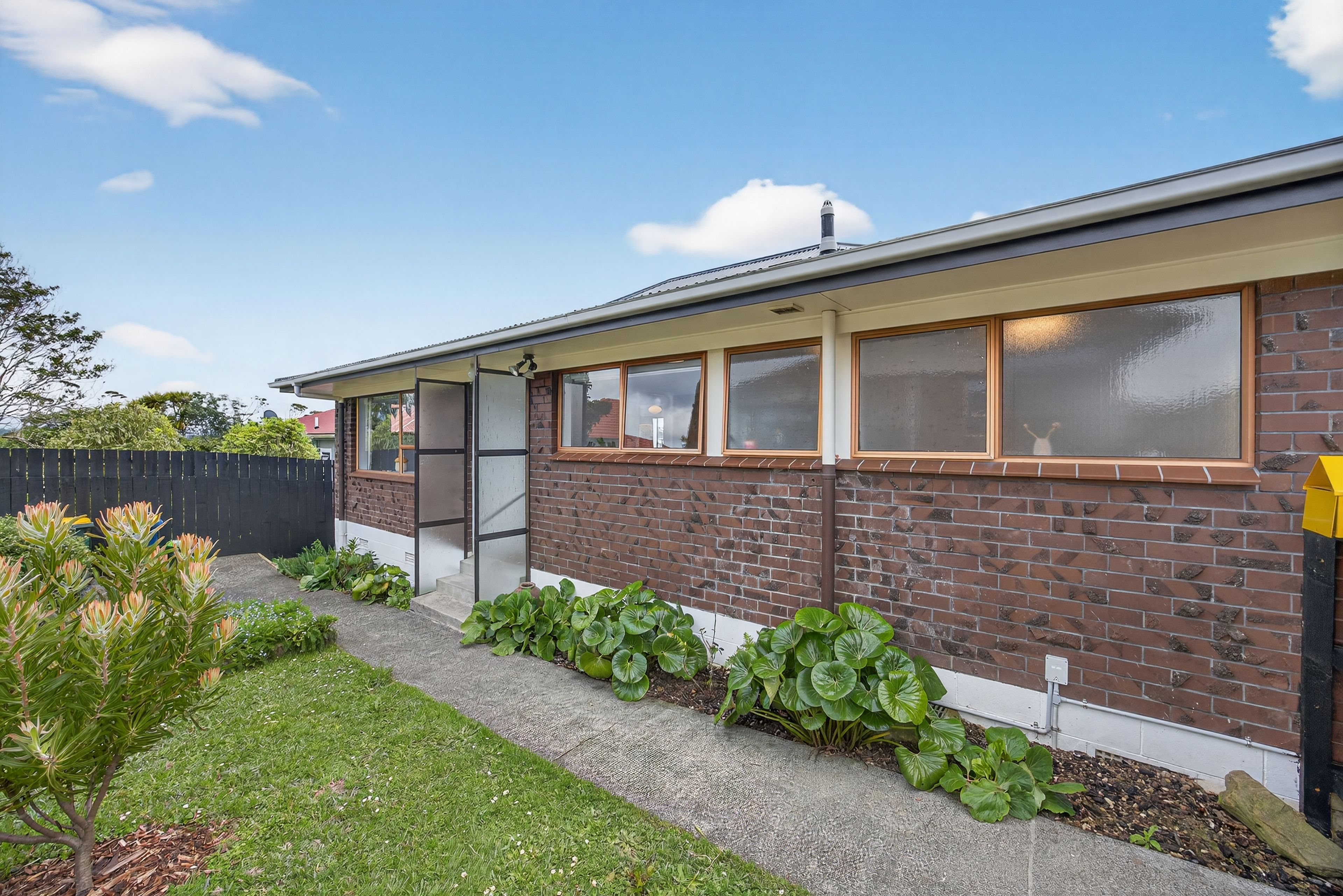 2/9 Evans Road, Glen Eden, Waitakere City