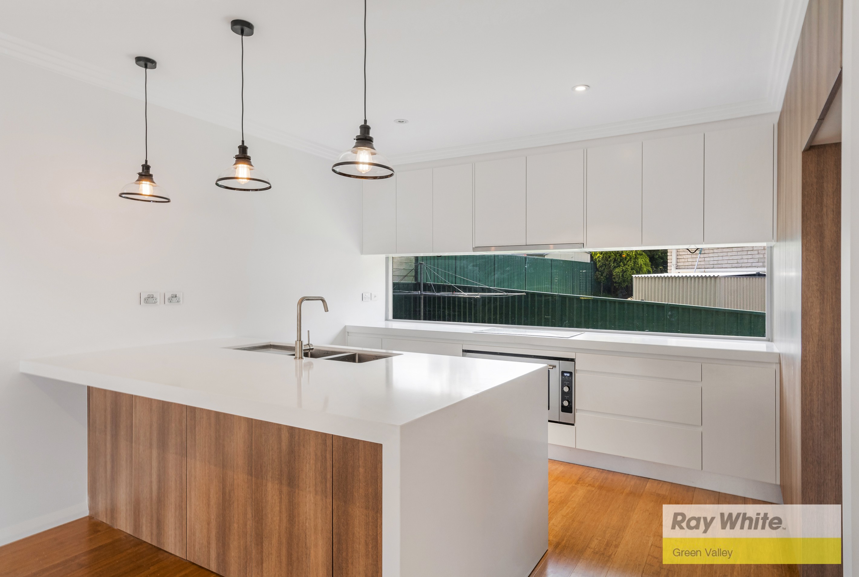 8 Barker Close, Camden South, NSW 2570