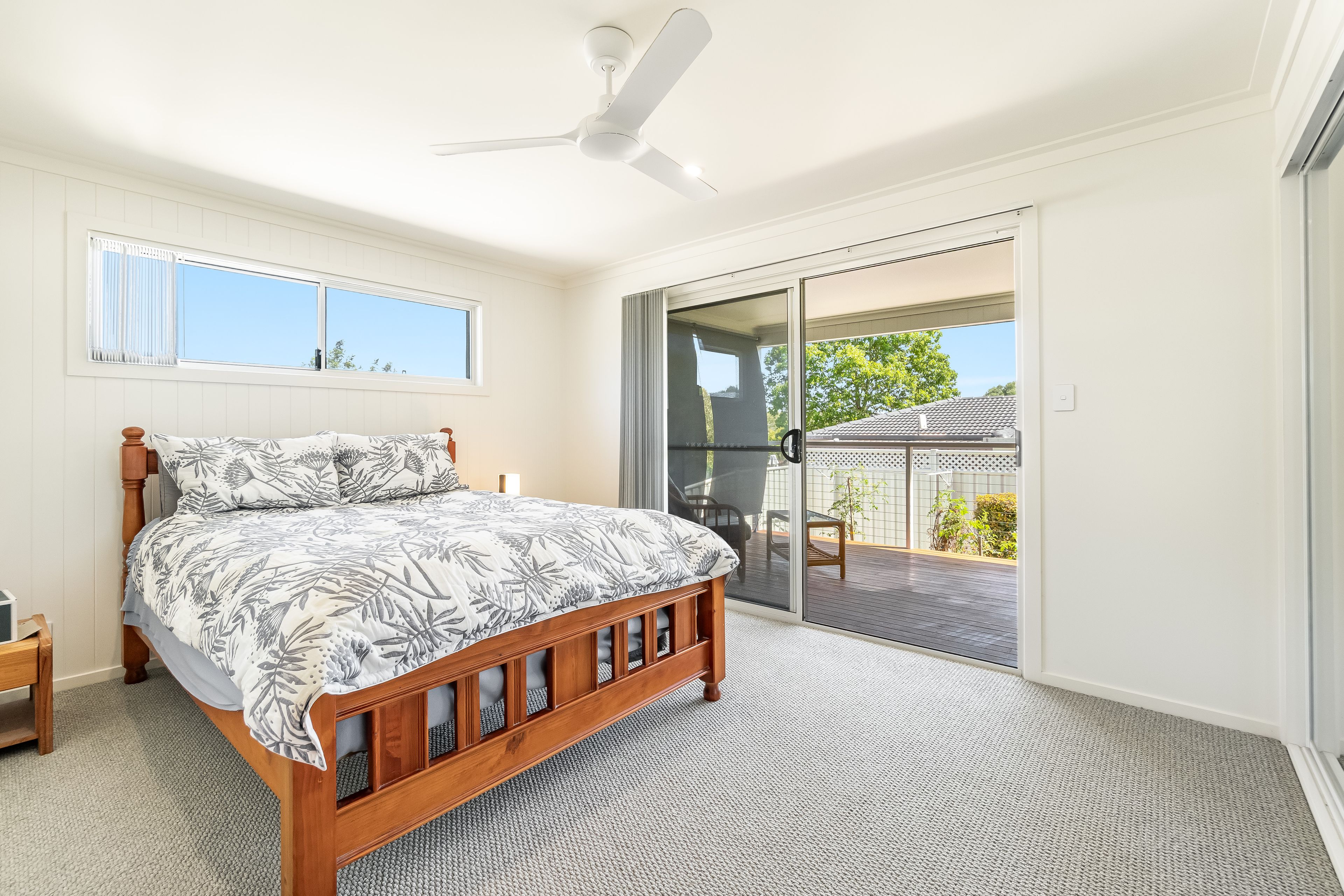 1 Iona Close — photo 6 of 14