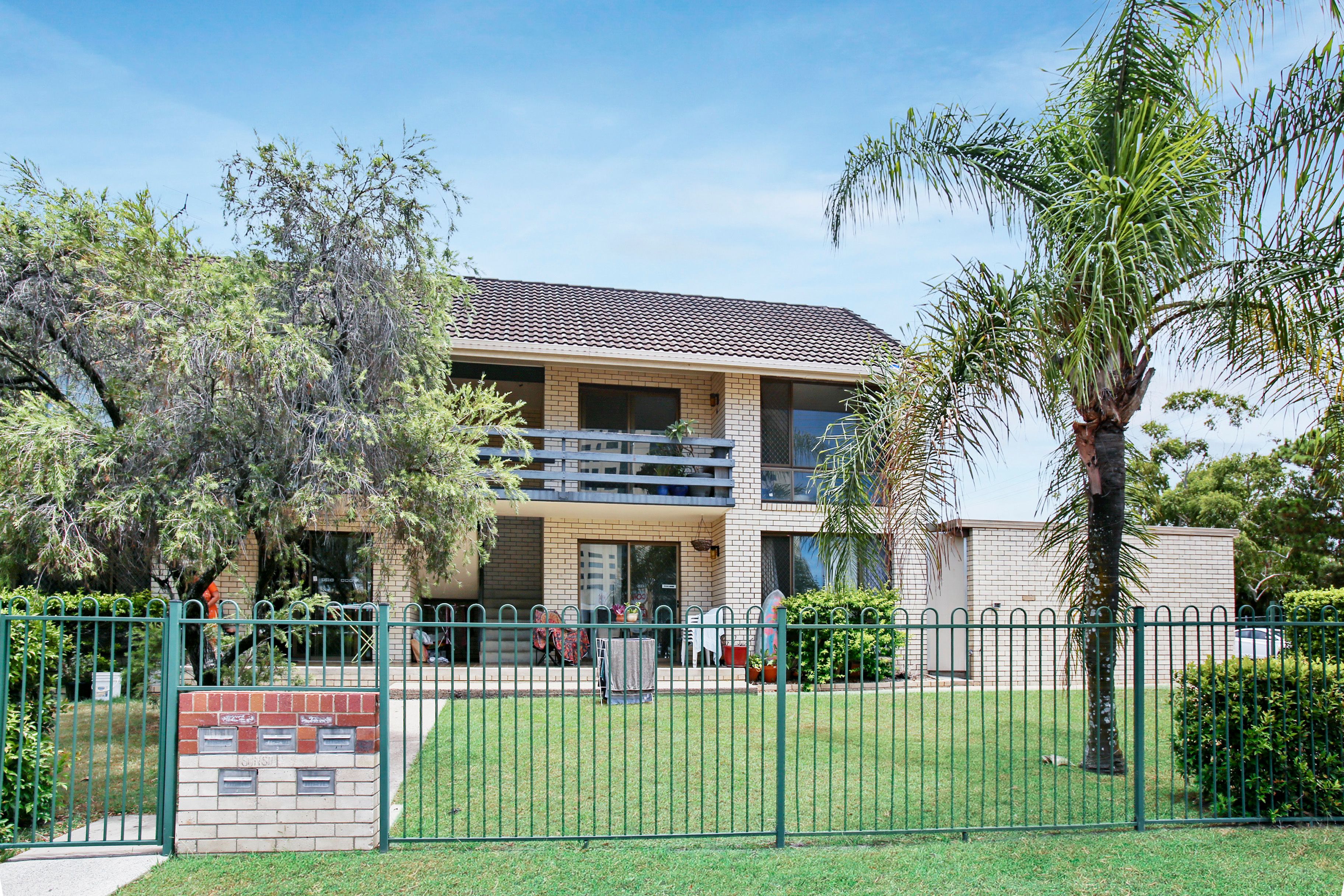 35 Walan Street, Mooloolaba QLD 4557