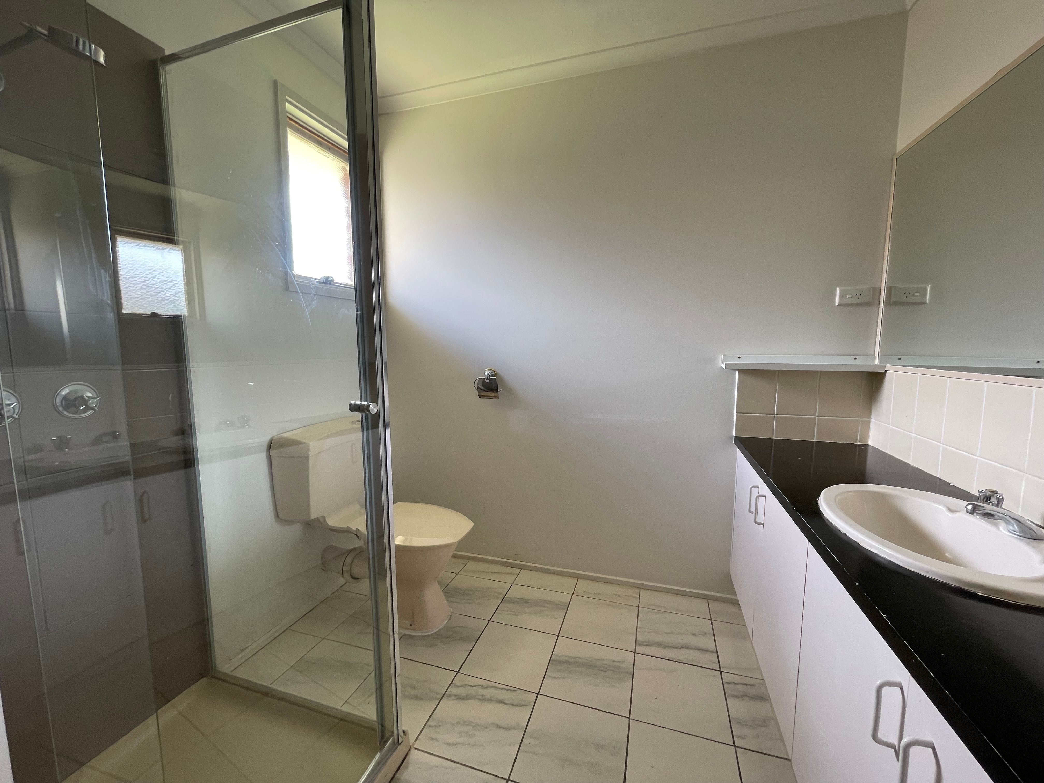 170 Hothlyn Drive — photo 8 of 9