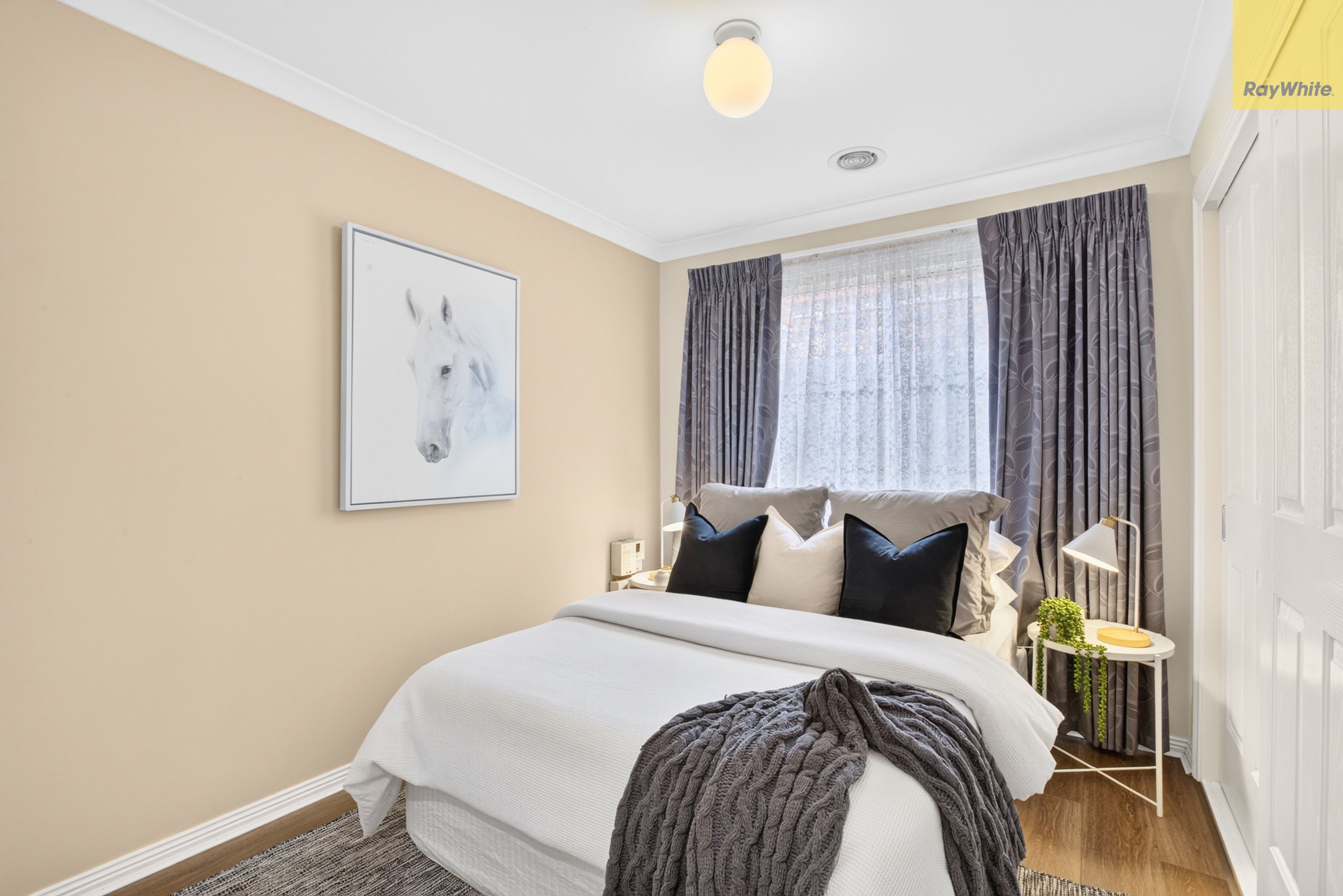 30 Henry Street — photo 8 of 15