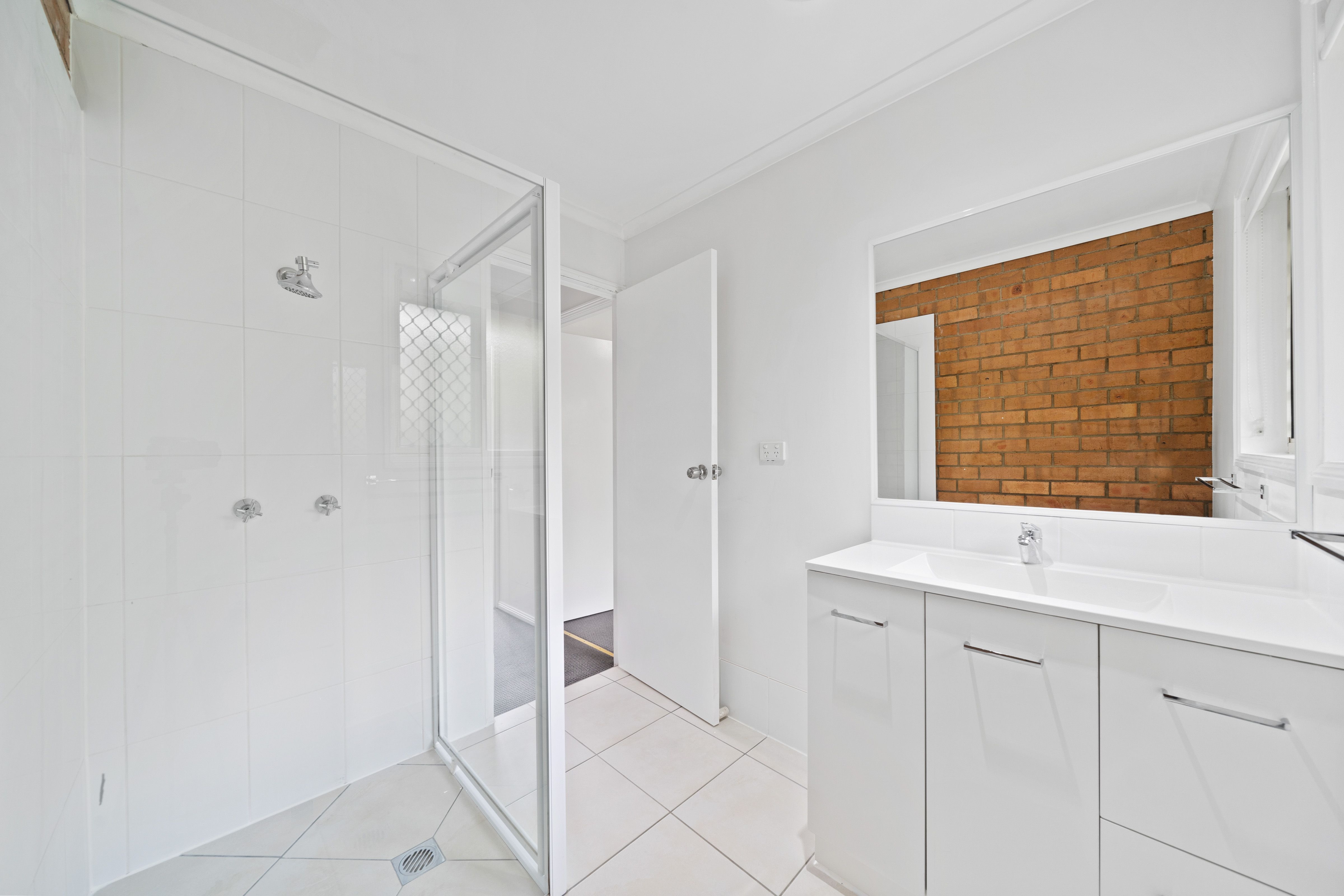 53/3 Costata Street — photo 5 of 16