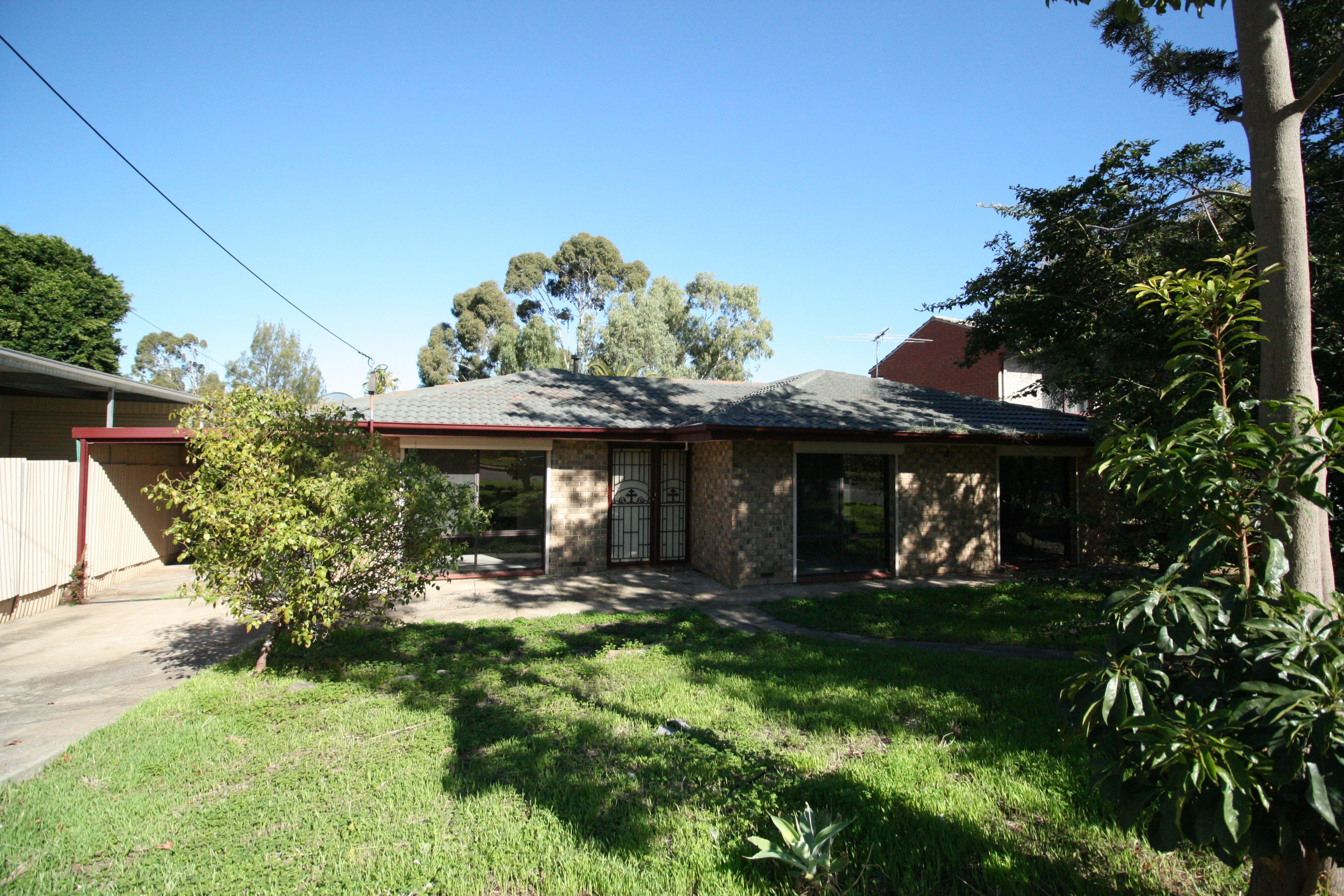 16 Sunglow Crescent, Hackham West SA 5163
