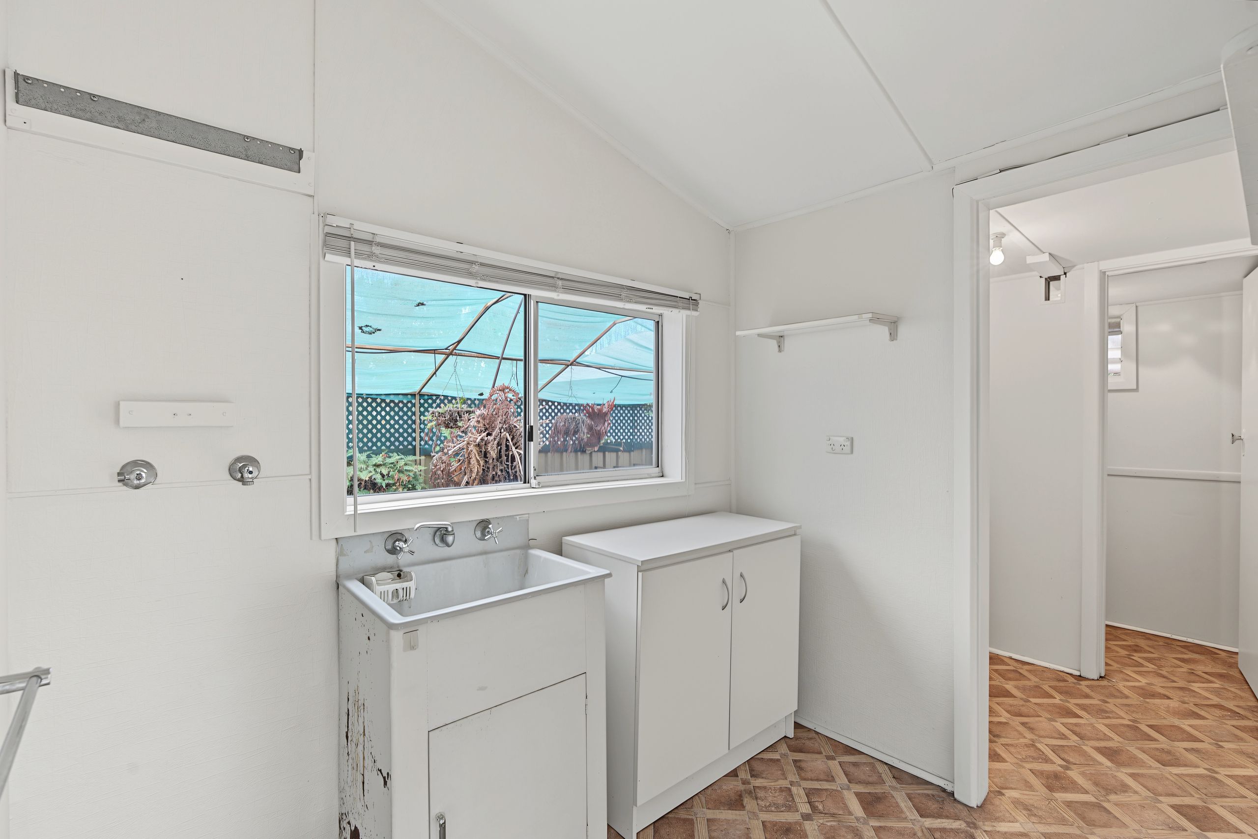 213 Wantigong Street — photo 7 of 10