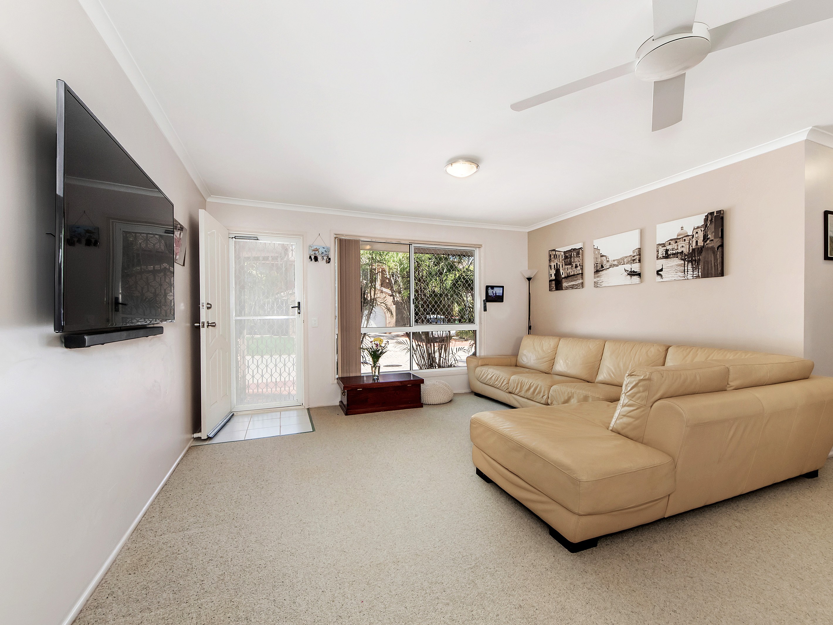 64/1 Resort Drive, Robina, QLD 4226