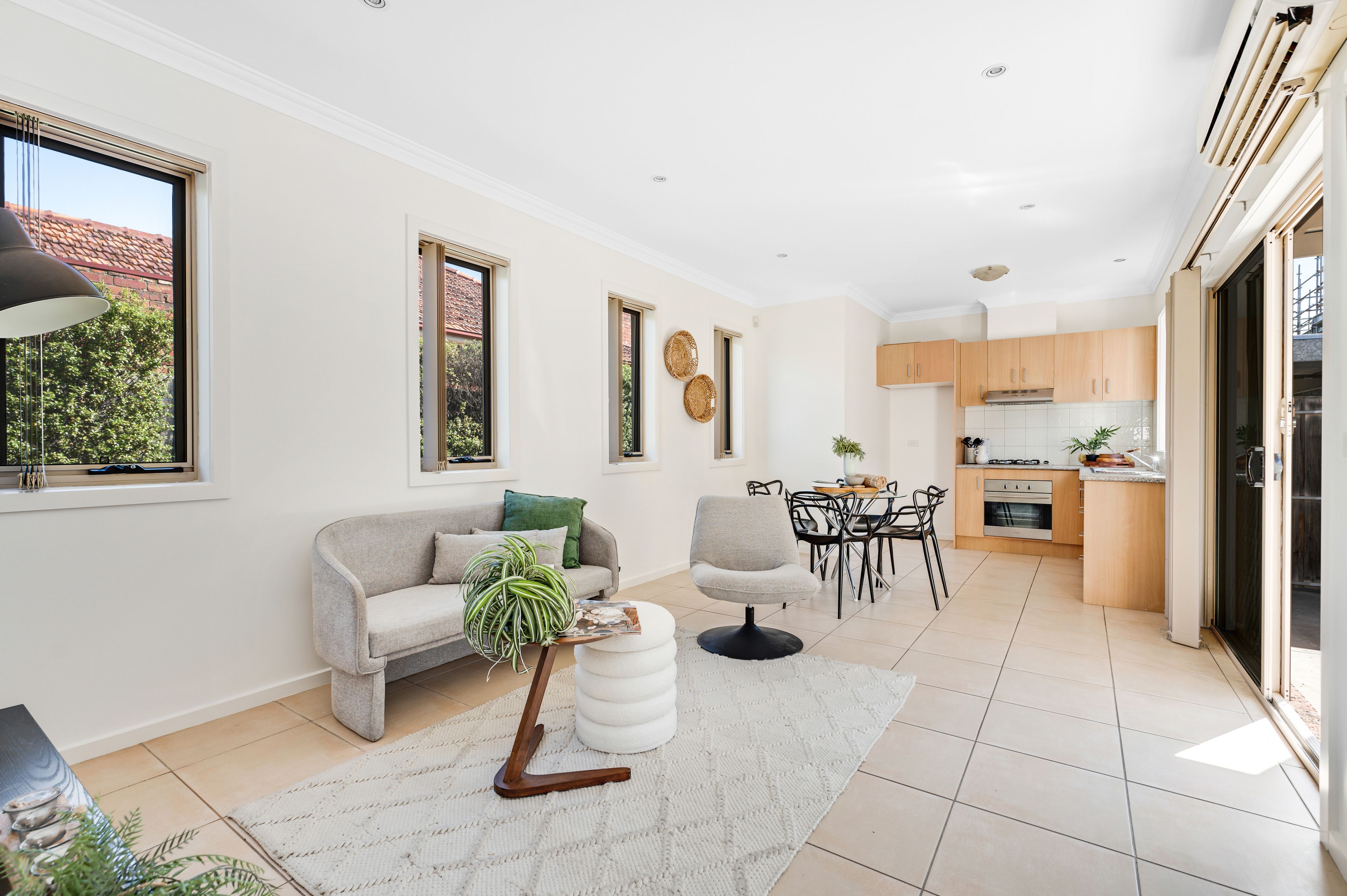 1/43 Byfield Street, Reservoir, VIC 3073