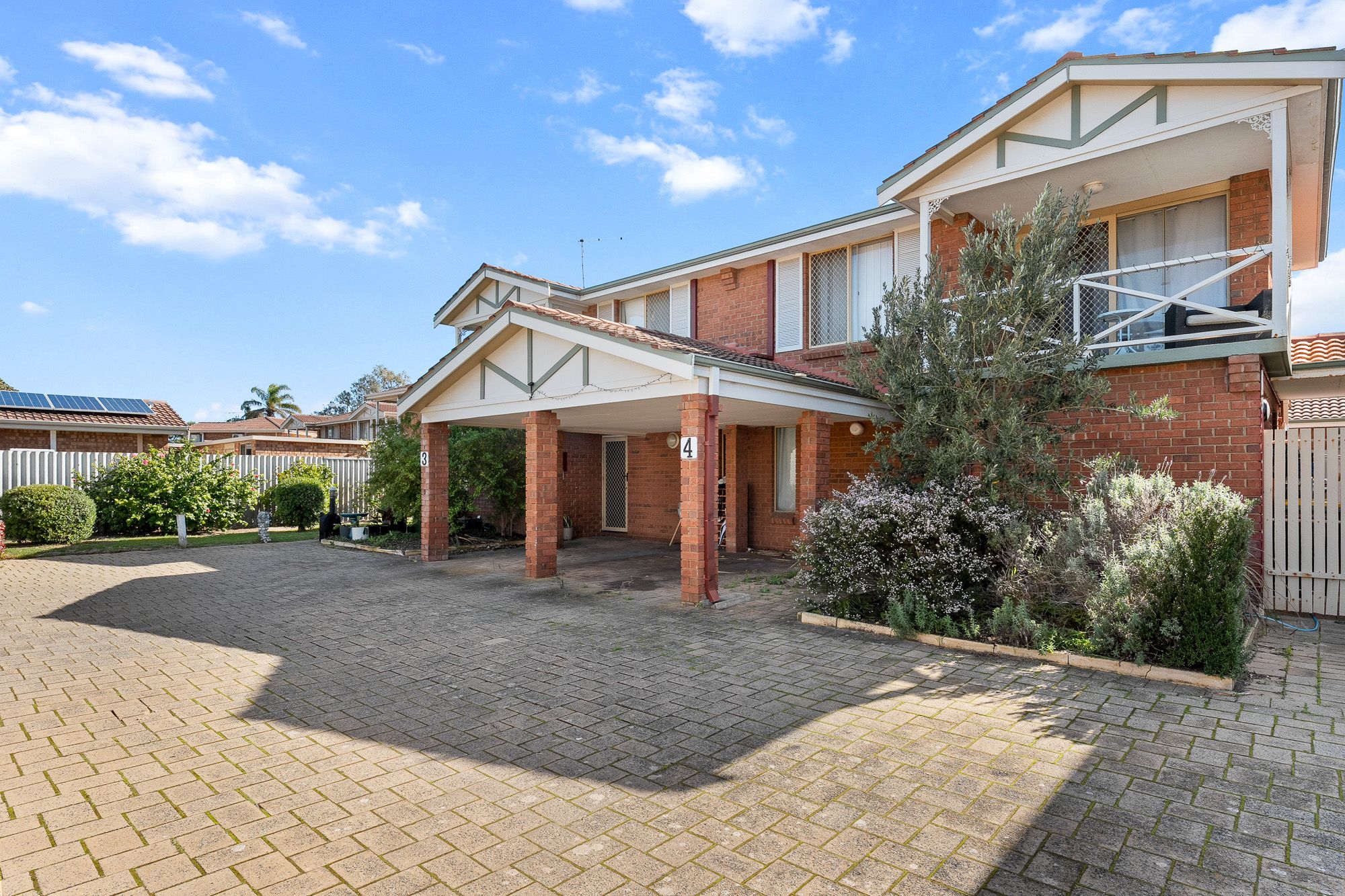 4/13 Baralda Court, Rockingham, WA 6168
