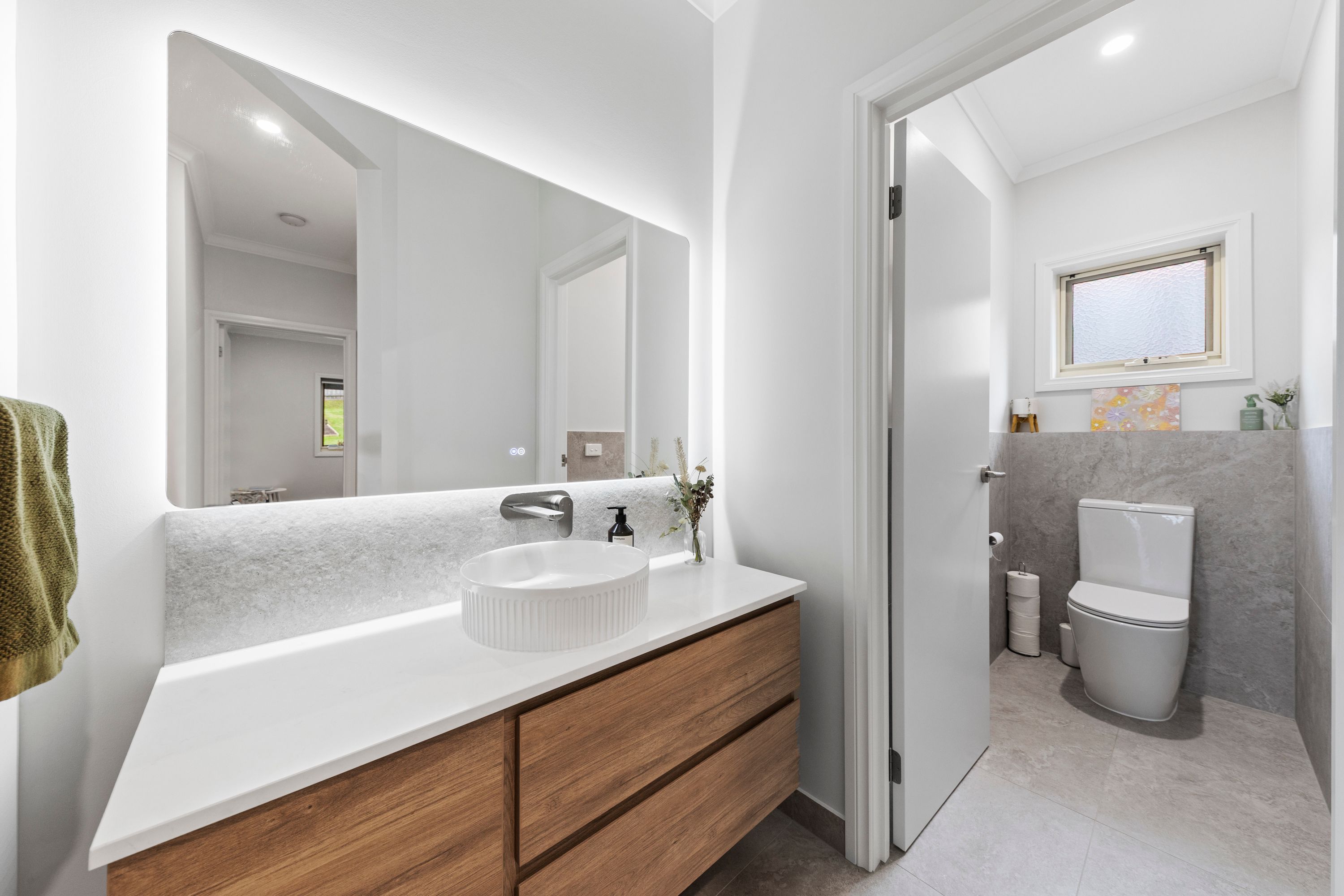20 Overland Rise — photo 16 of 30