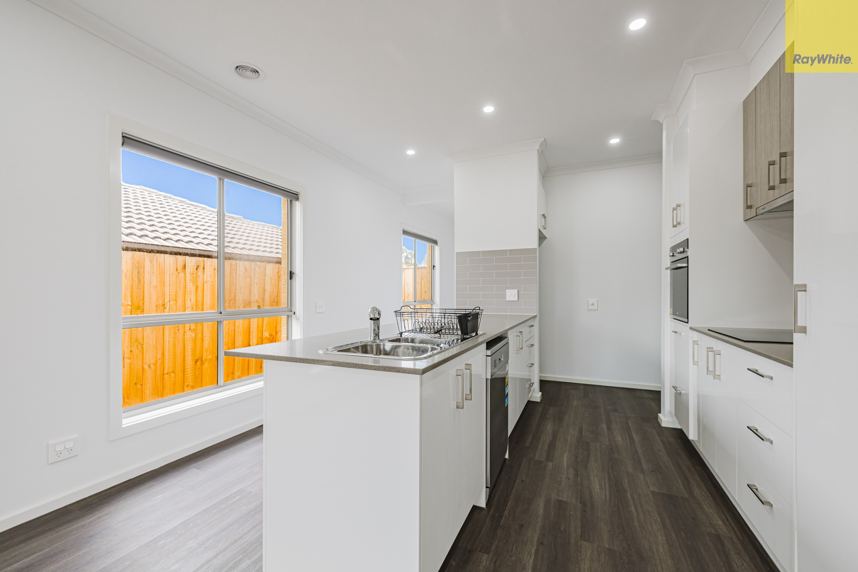 27 Hamish Road, Darley, VIC 3340