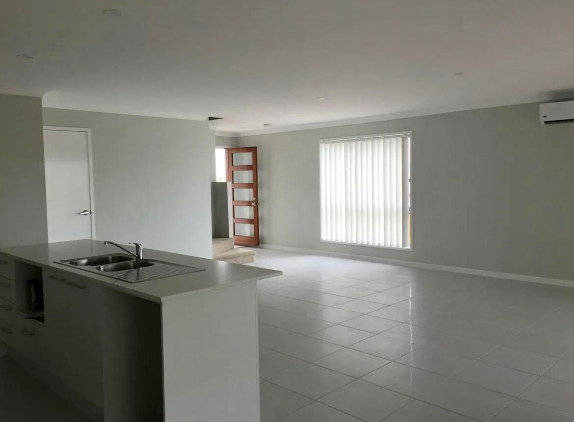 1/40 Midway Terrace, Pacific Pines, QLD 4211