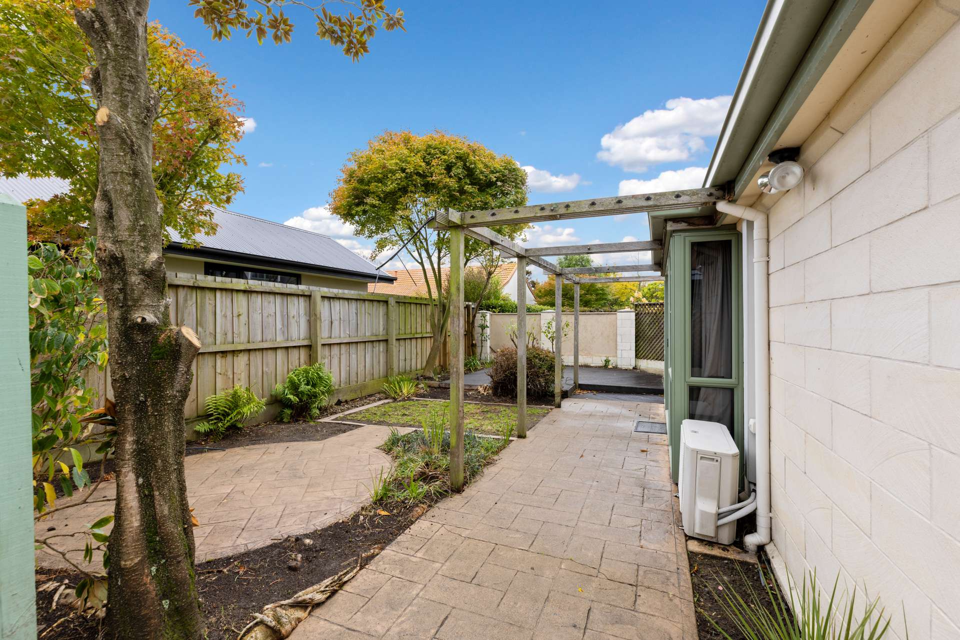1/5 Andybrae Lane photo 22