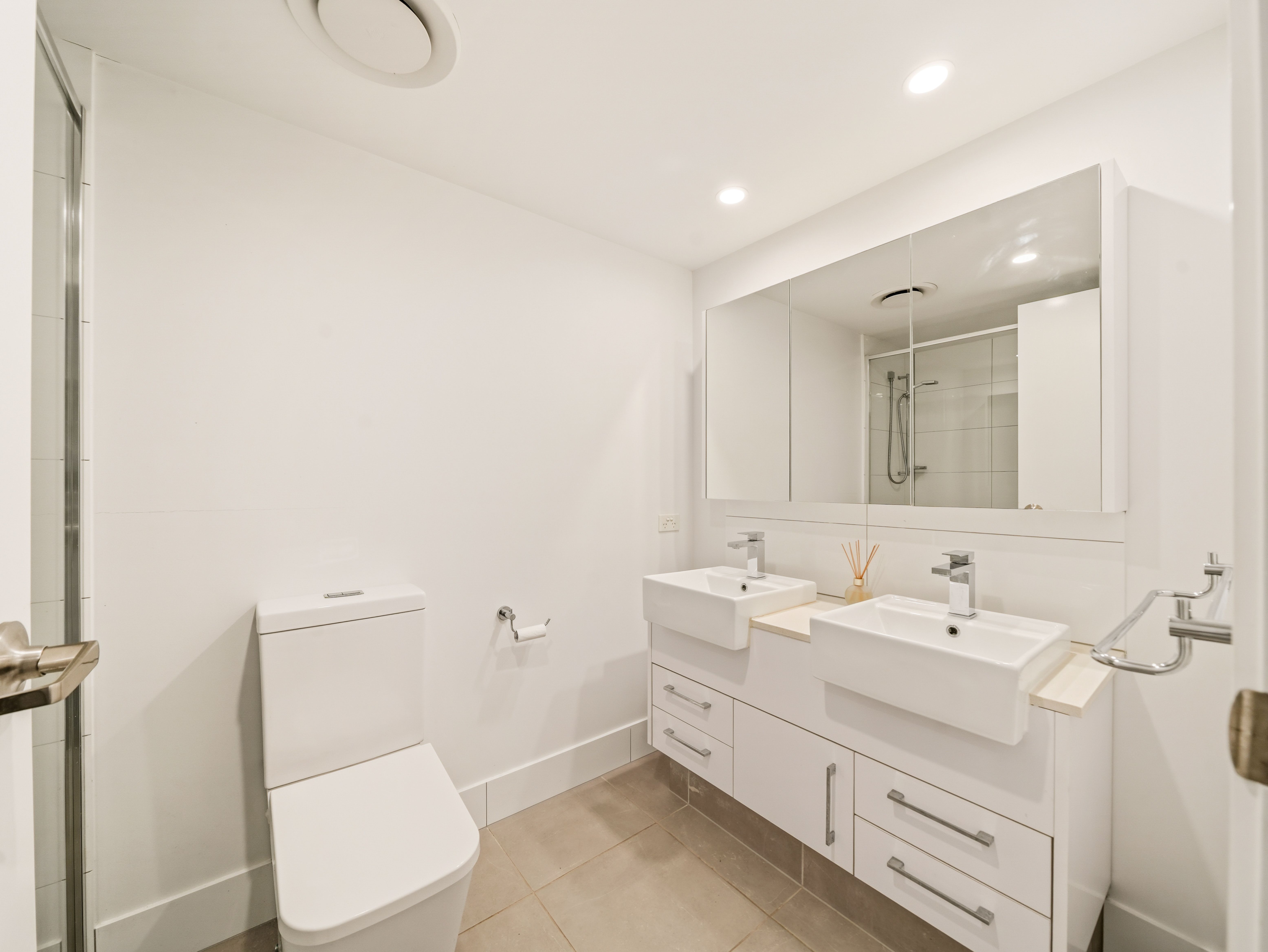 114/81 Sutton Street — photo 11 of 20