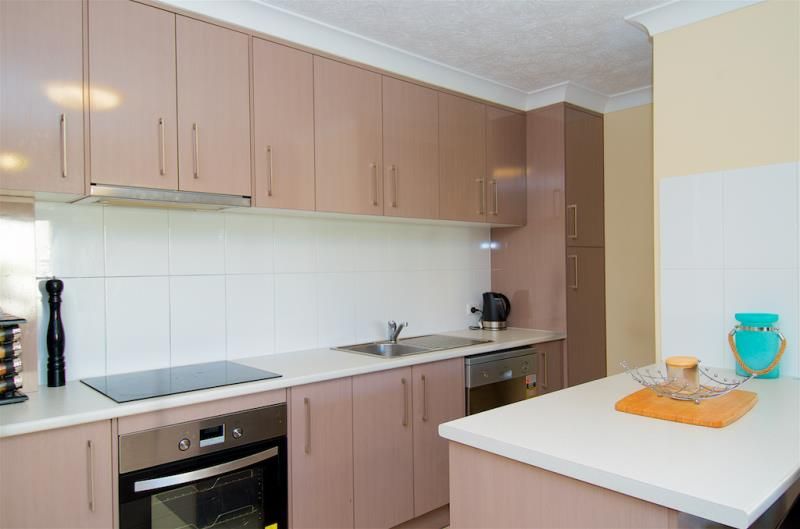 9/4 Sykes Court, Southport, QLD 4215