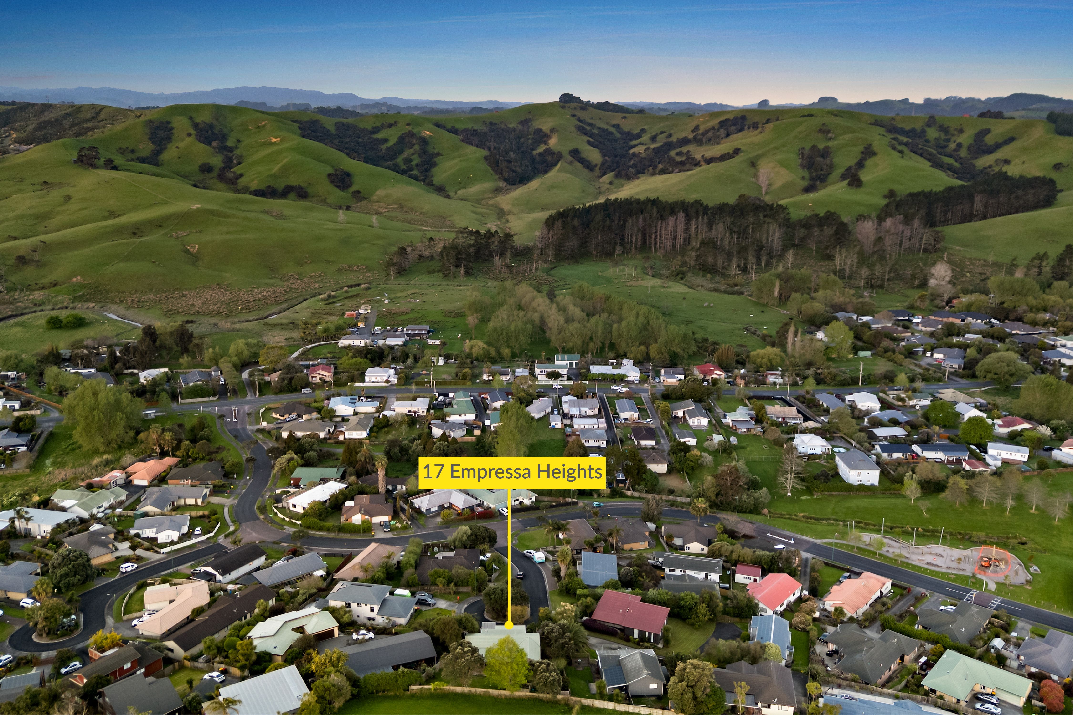 17 Empressa Heights, Helensville, Rodney