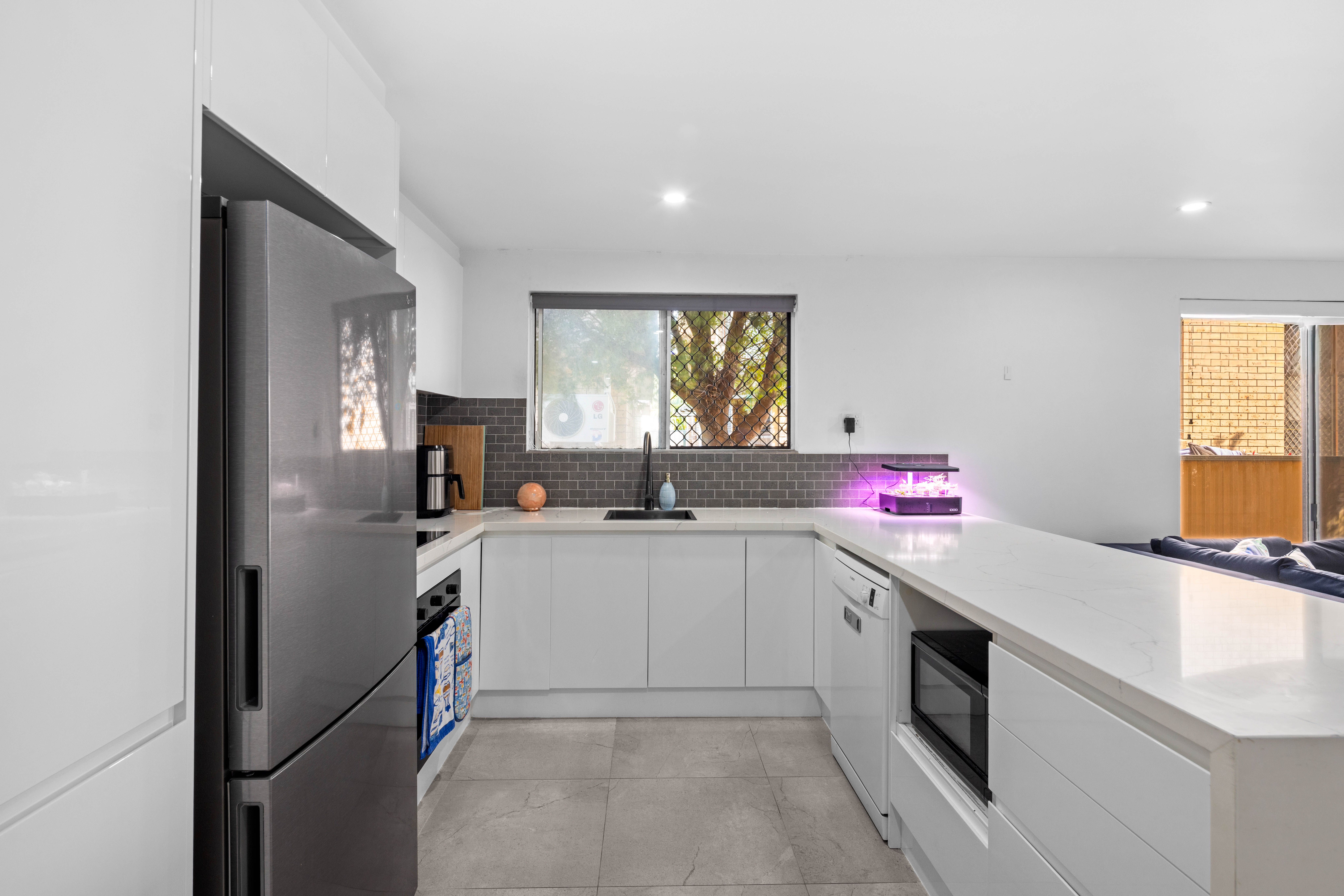 1/49 Karbunya Street — photo 2 of 13