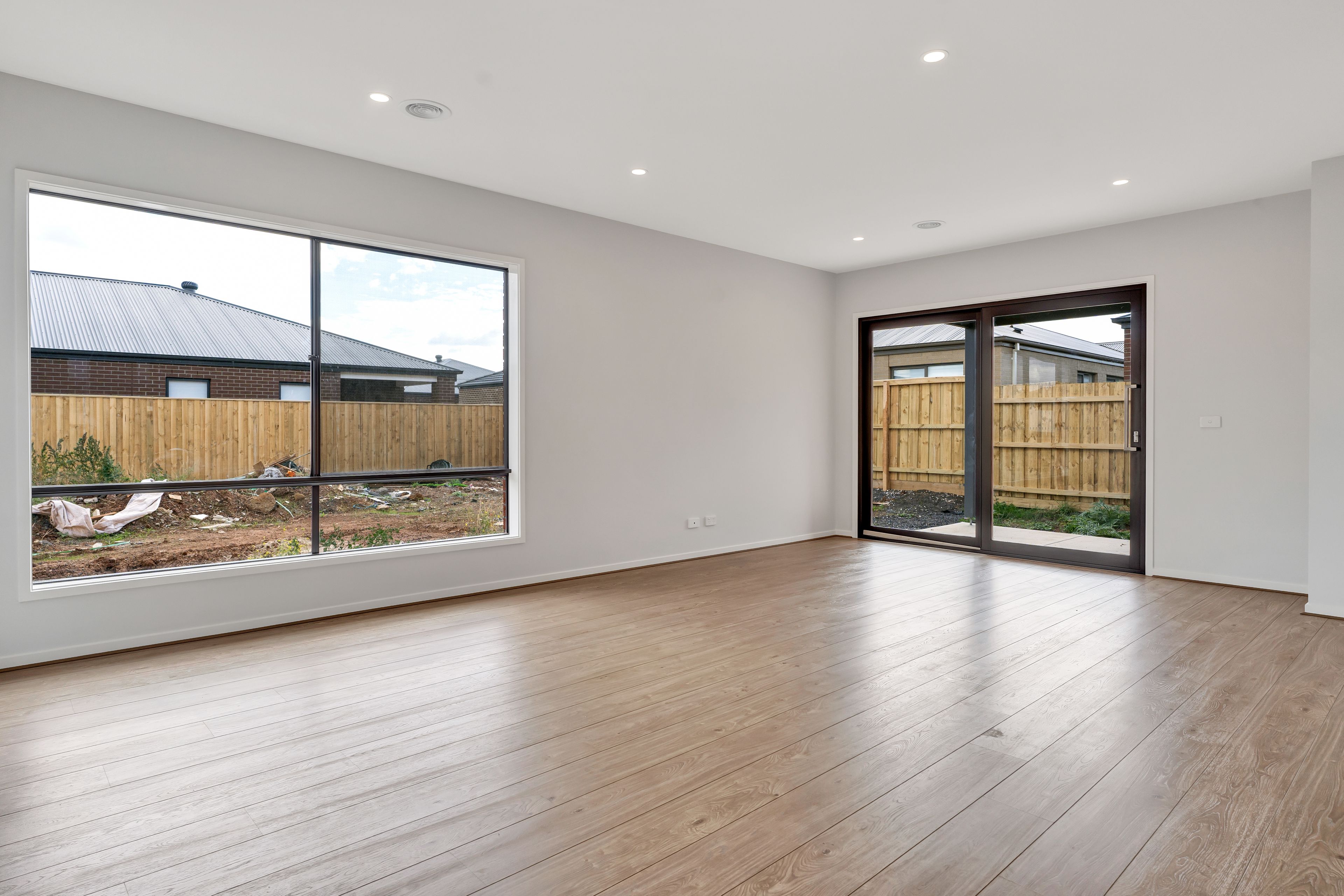 24 Friesian Street, BONNIE BROOK, VIC 3335