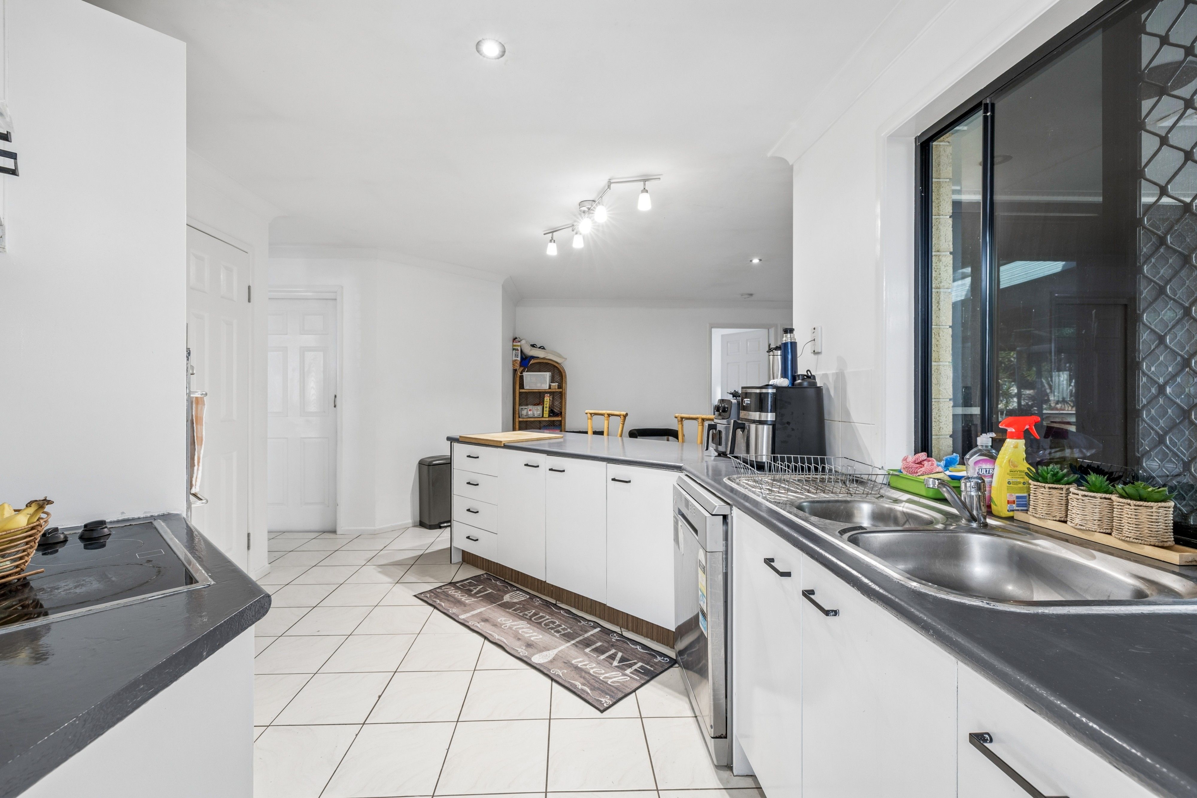 2 Rosa Court — photo 6 of 20