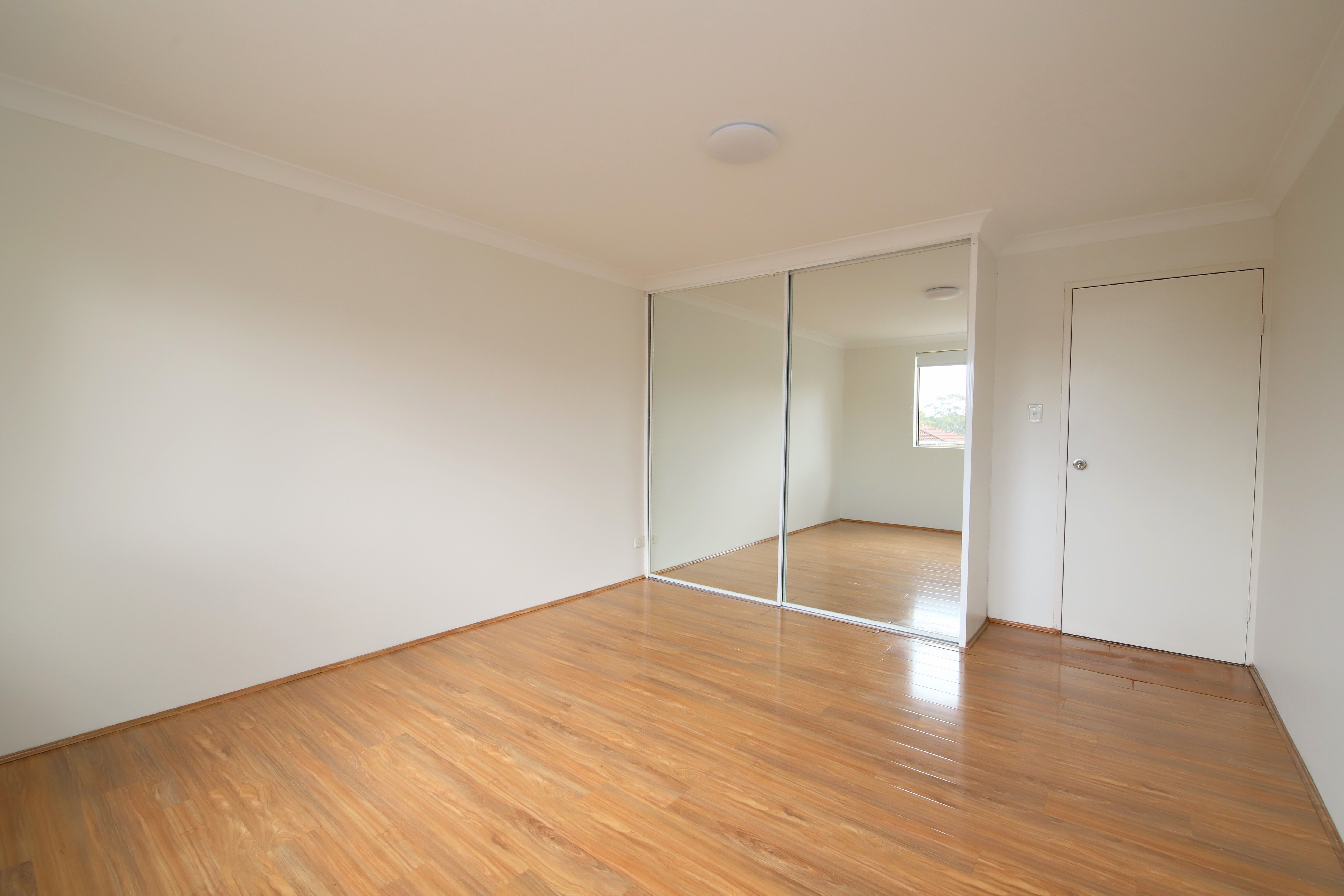 25/122 Meredith Street — photo 5 of 9