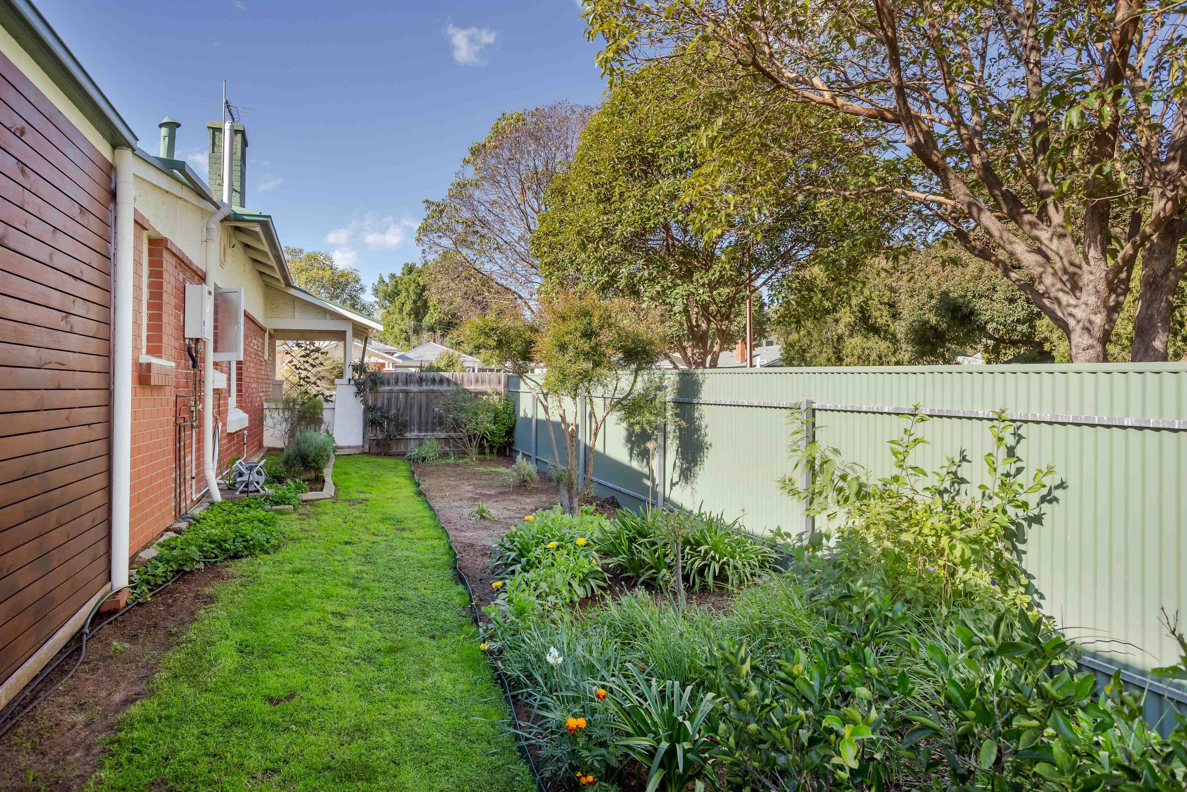 10 Pembroke Place — photo 6 of 7