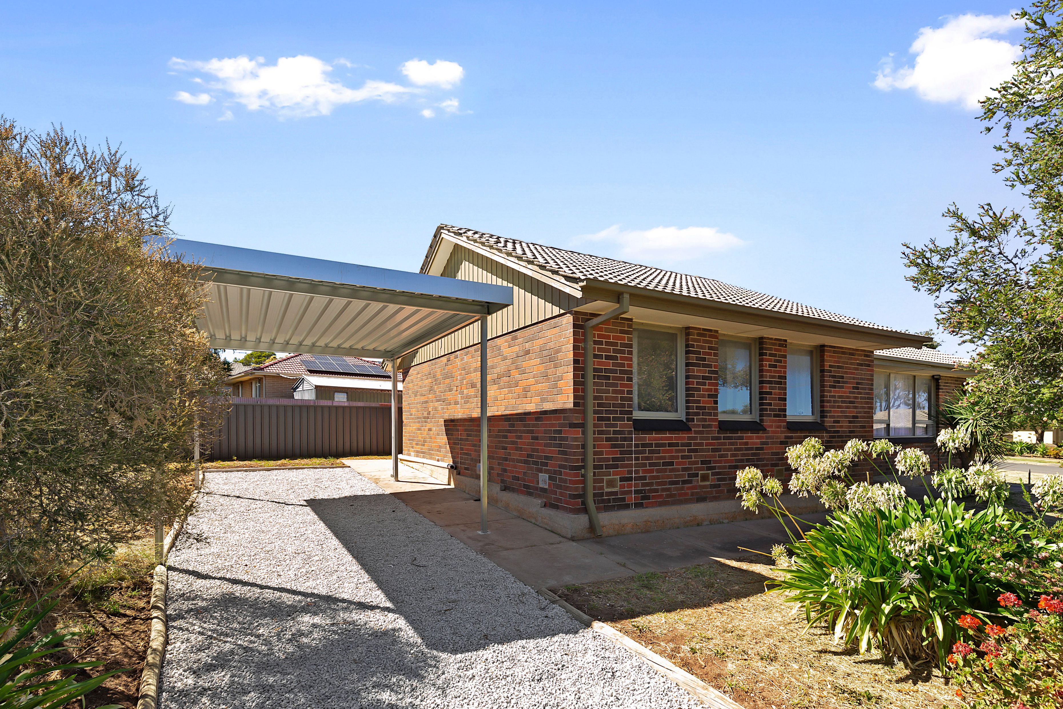21 Fabian Crescent, Morphett Vale, SA 5162