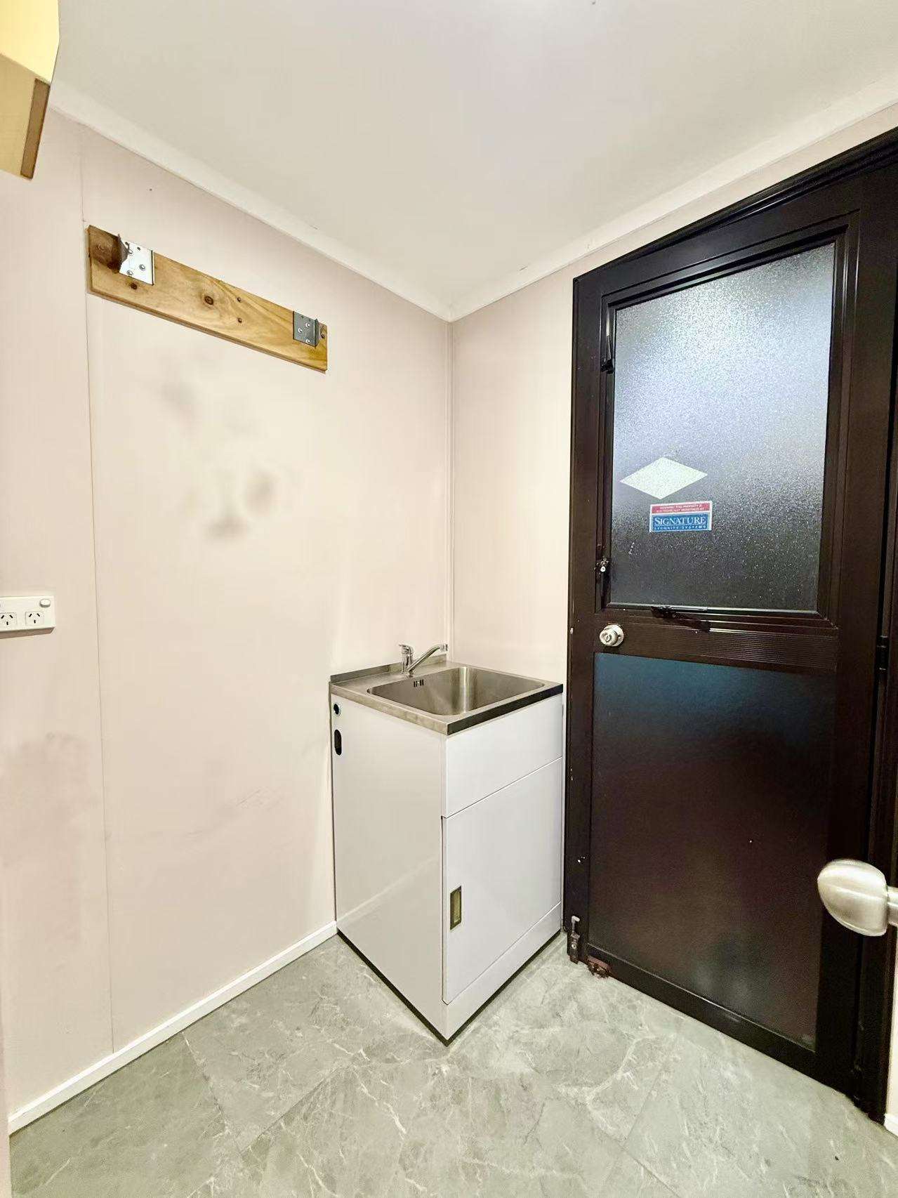1/8 Kirklow Place photo 10
