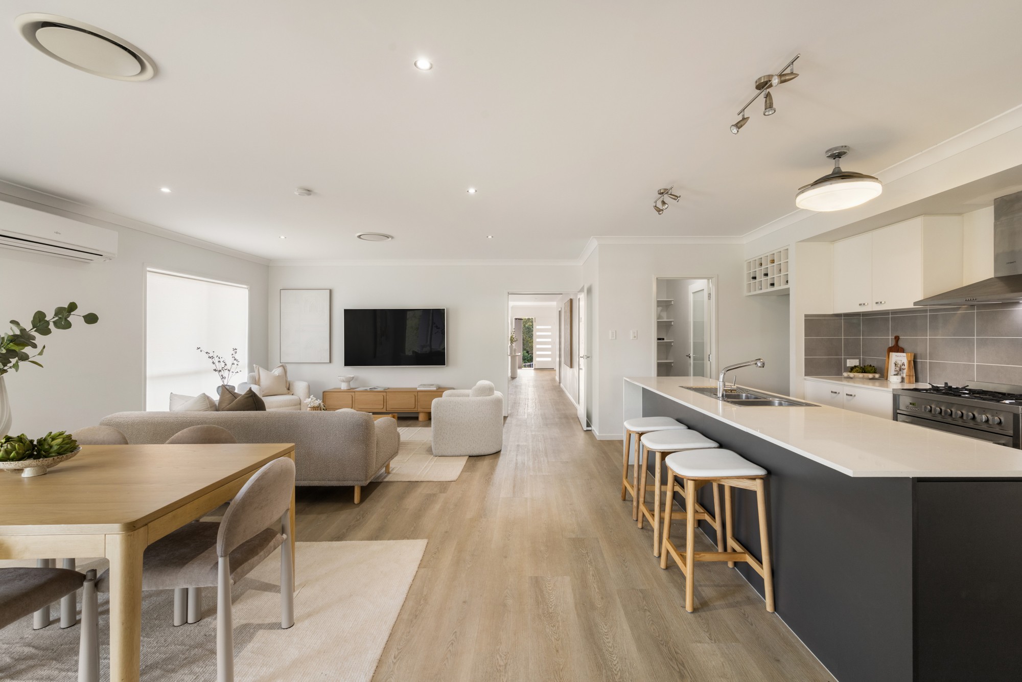 52 Paperbark Circuit, Moggill, QLD 4070