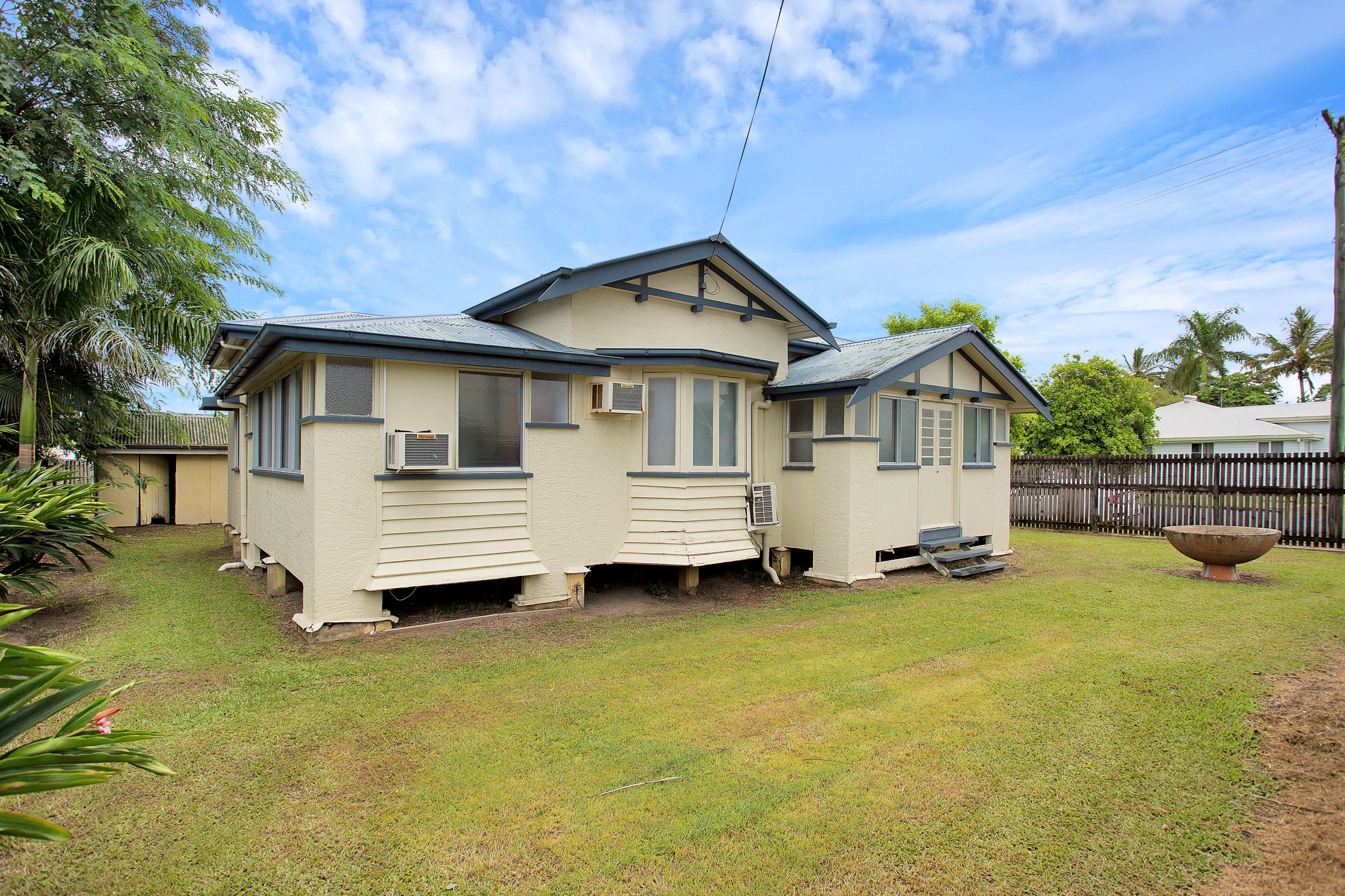 421 Bridge Road, West Mackay QLD 4740