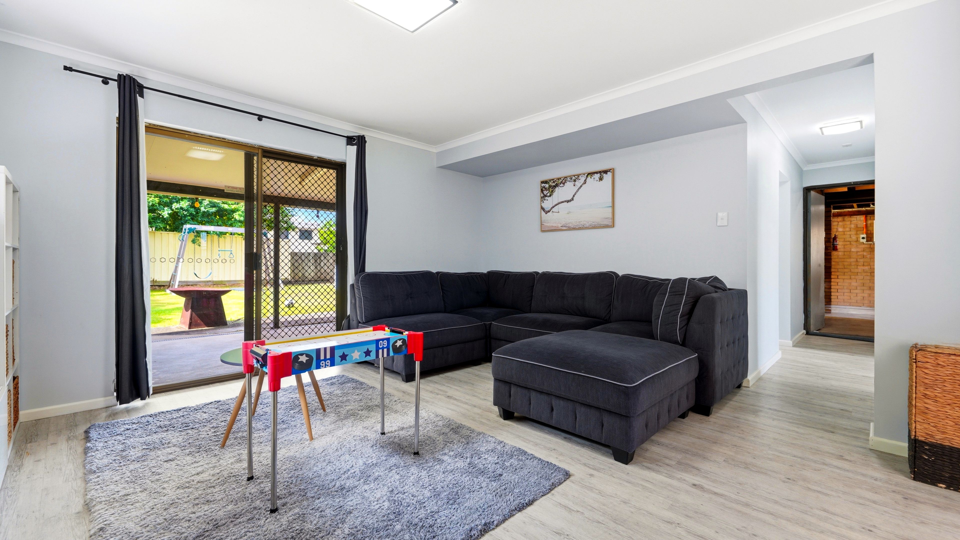 14 Gosford Close — photo 18 of 27