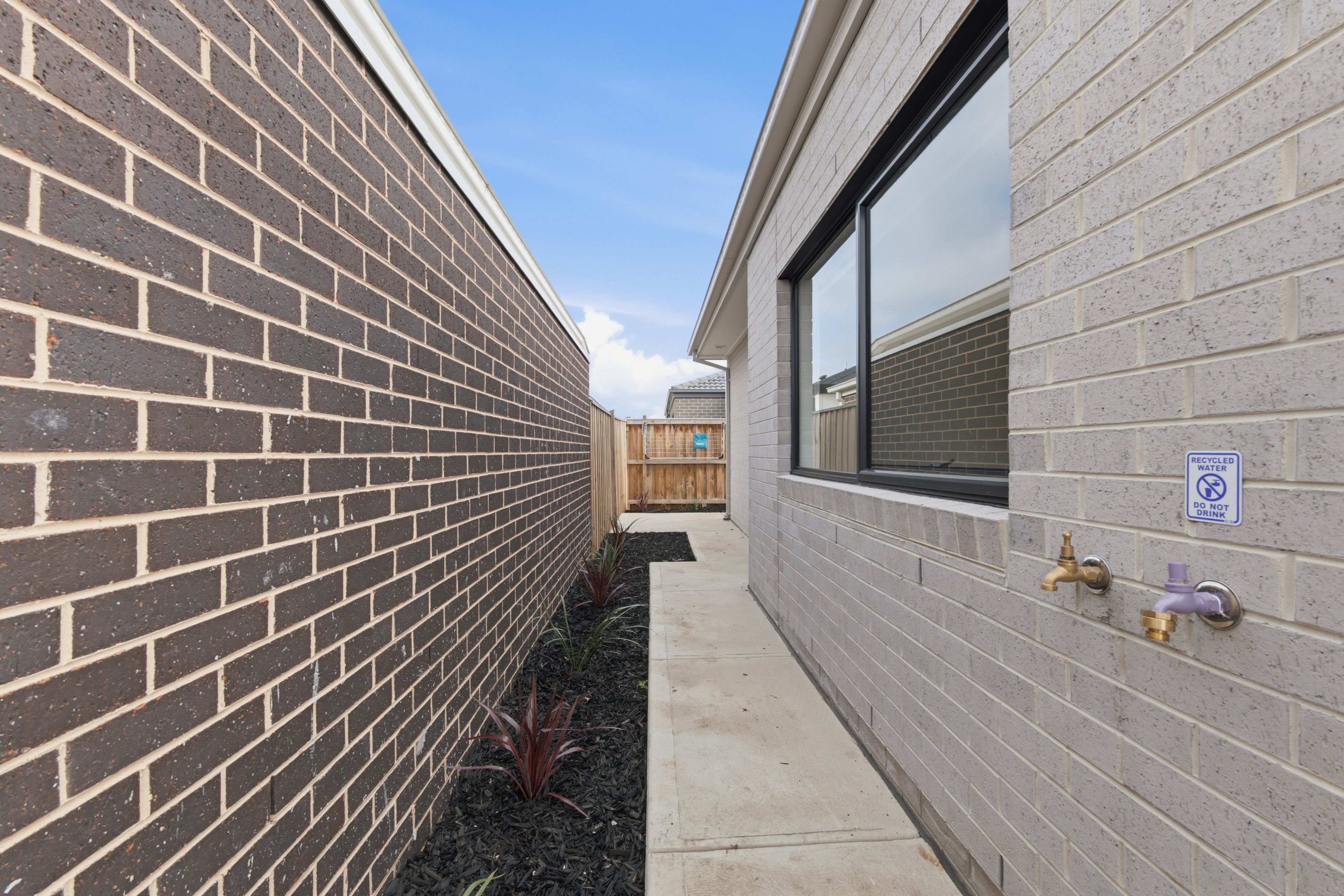15 Laval Street — photo 14 of 15