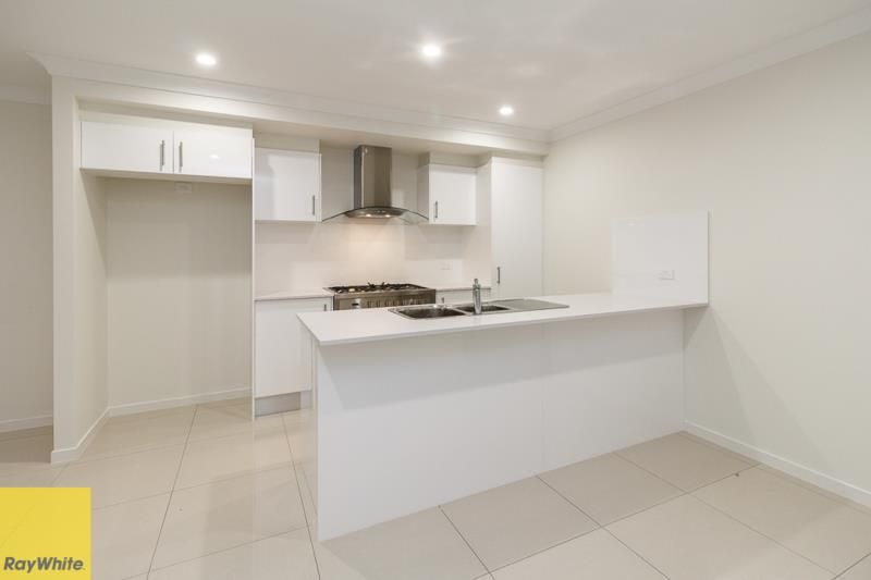 43 Mazeppa Street, South Ripley, QLD 4306