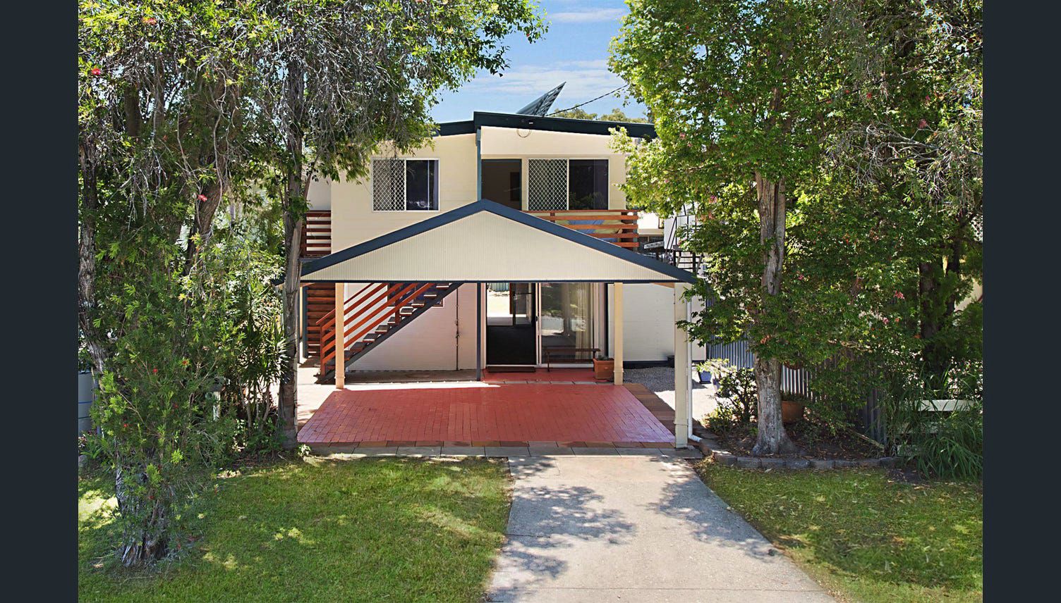 16 Ettie Street, Redcliffe QLD 4020