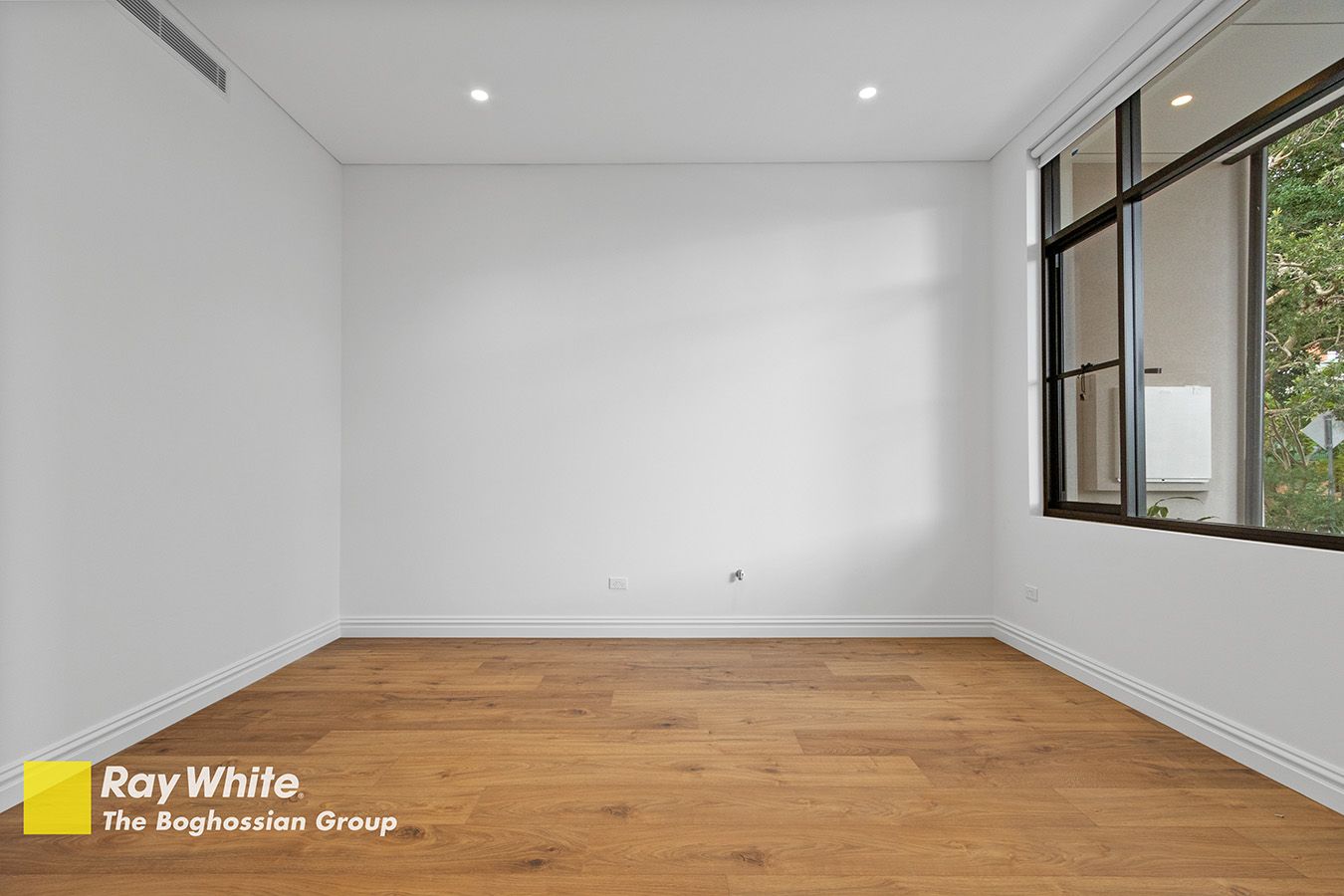 27 Bray Street — photo 7 of 14