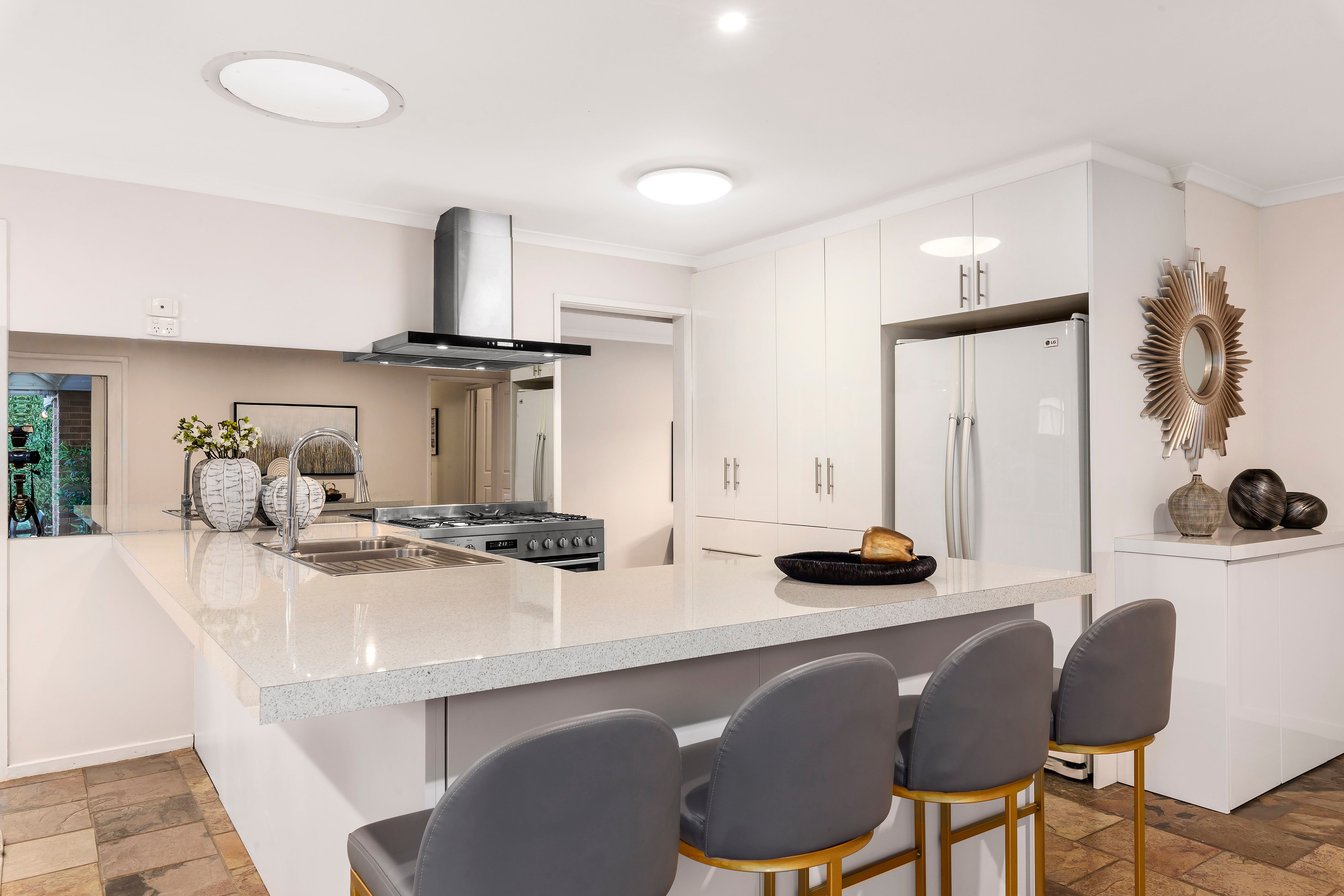 16 Newstead Way, Wantirna South, VIC 3152