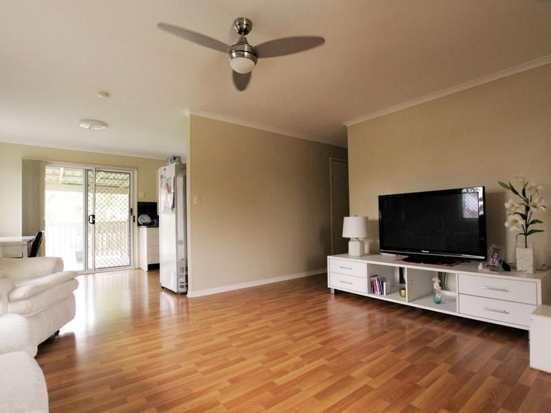 8 Robert Street, Loganlea, QLD 4131