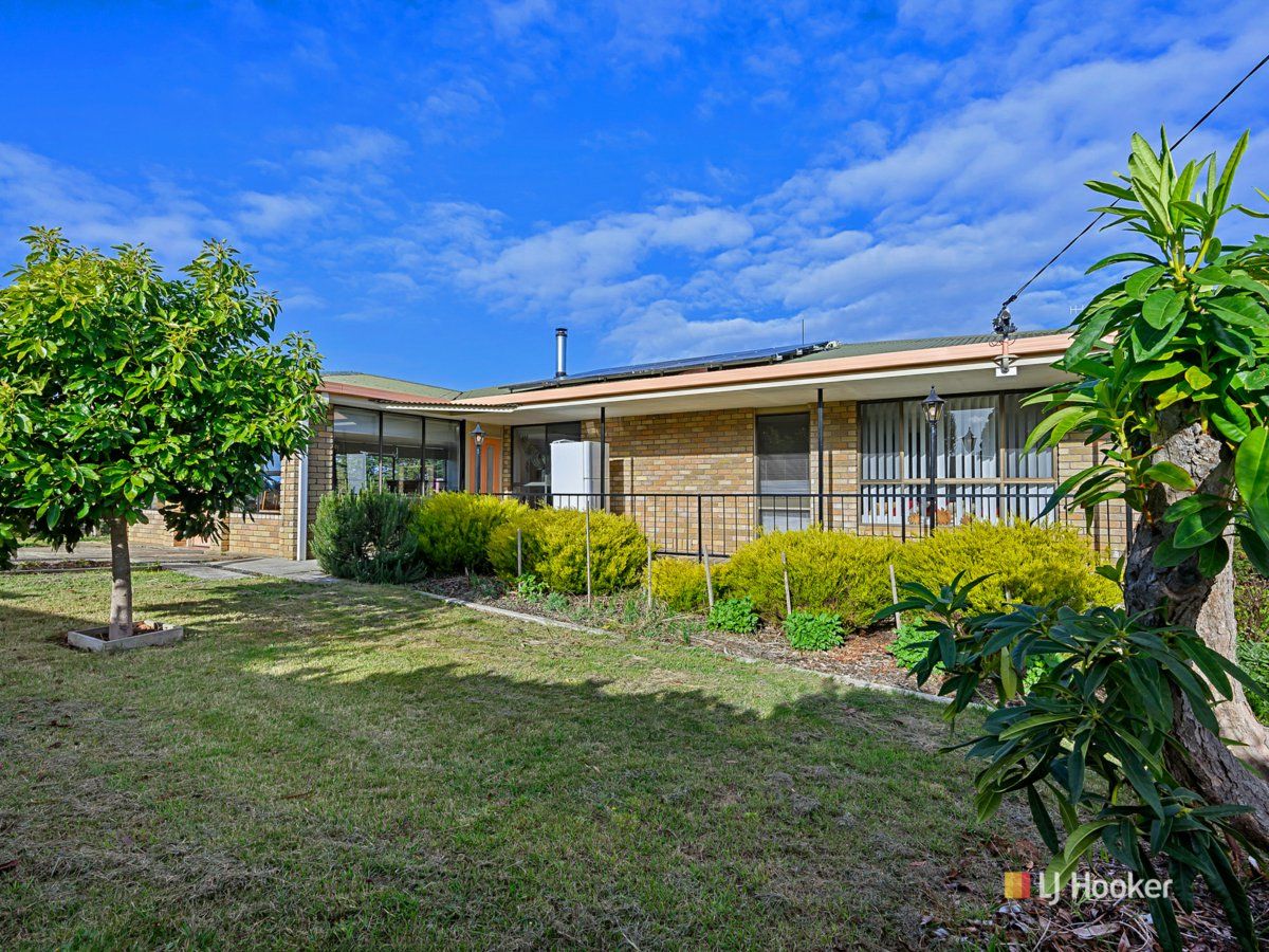 1091 Murchison Highway — photo from Ray White Wynyard