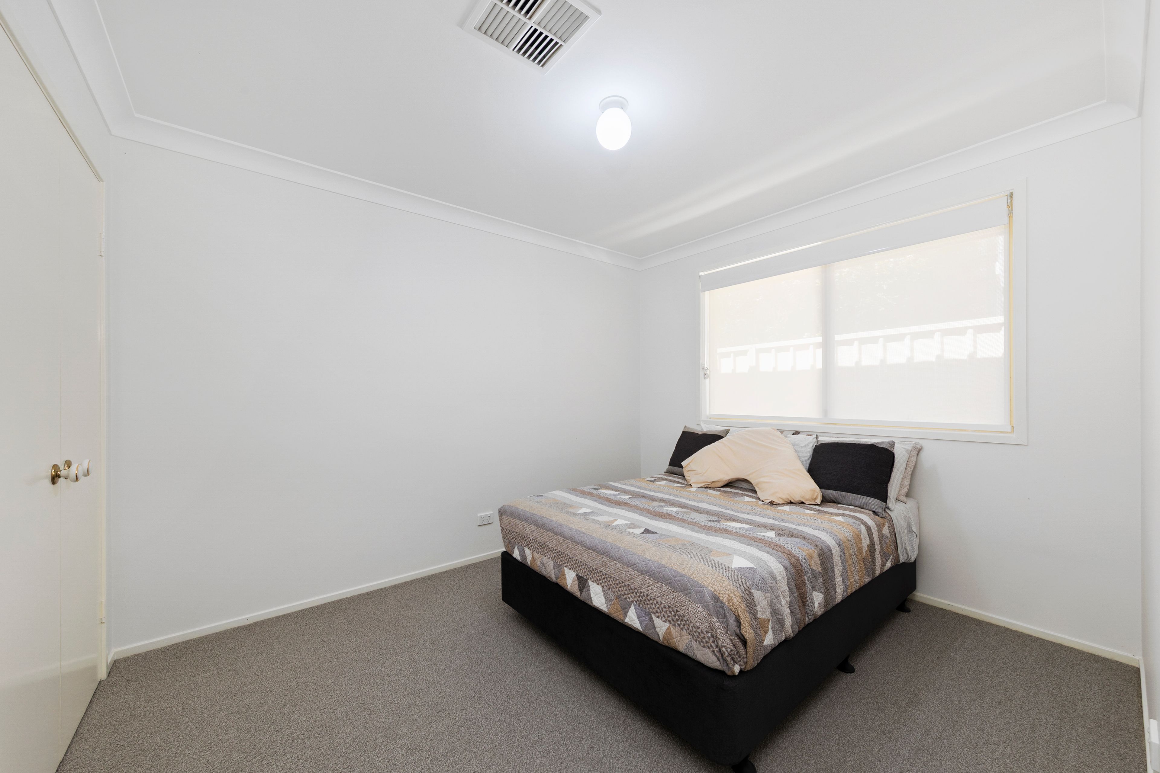 16 Karong Avenue — photo 7 of 17