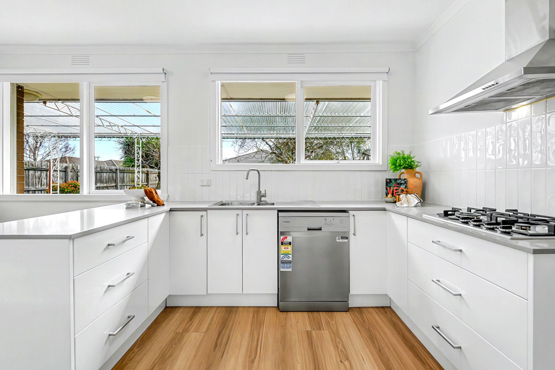 58 Monash Drive — photo 7 of 18
