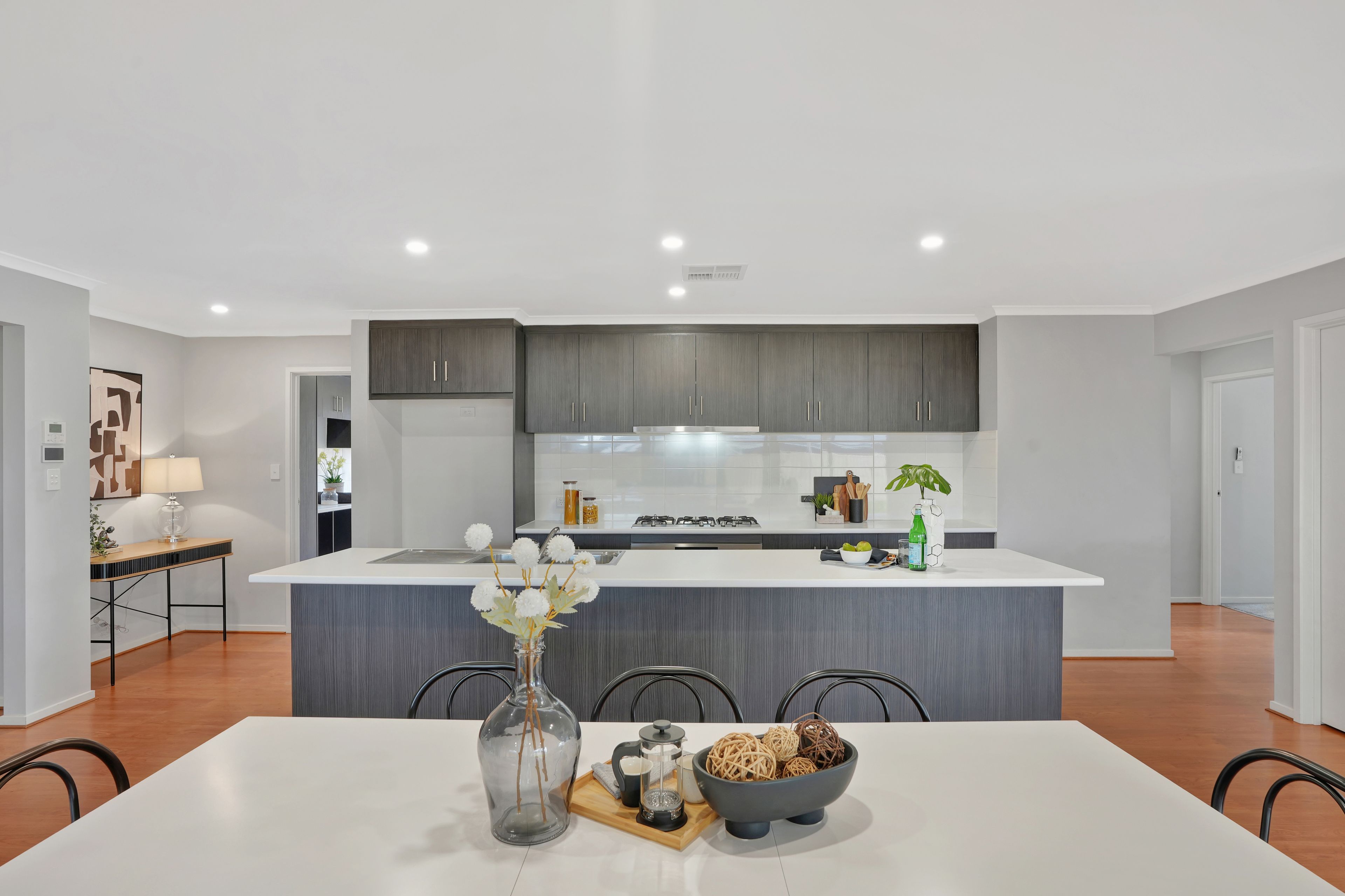 7 Evita Avenue — photo 7 of 26