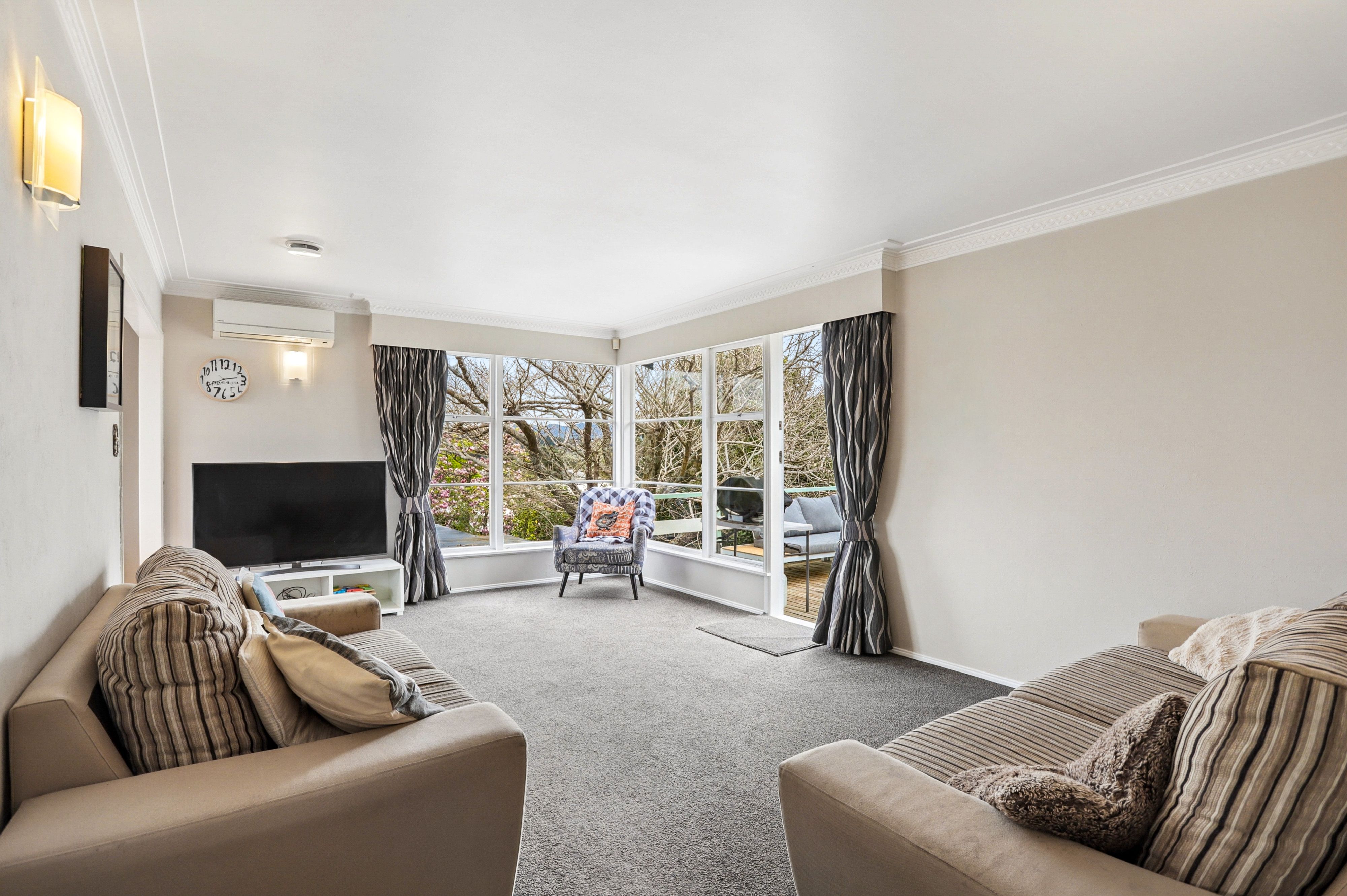 15 Atkinson Road, Titirangi, Waitakere City