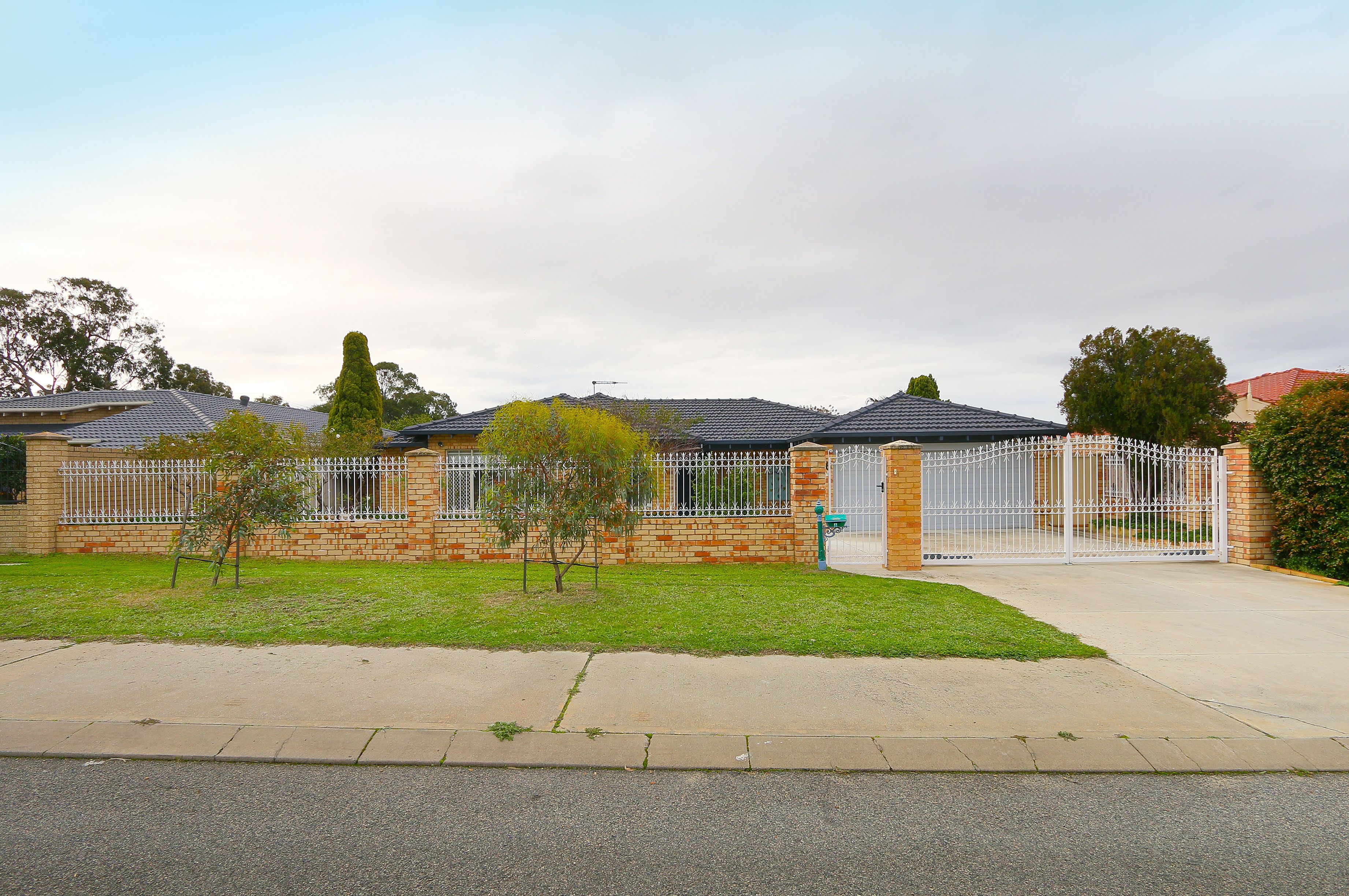 6 Freedman Way, Winthrop, WA 6150