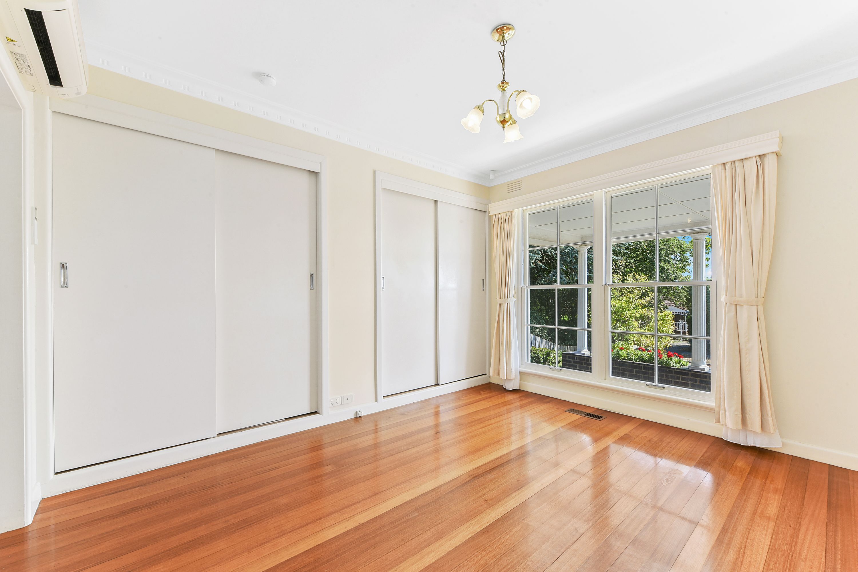 24 Olinda Street — photo 6 of 8