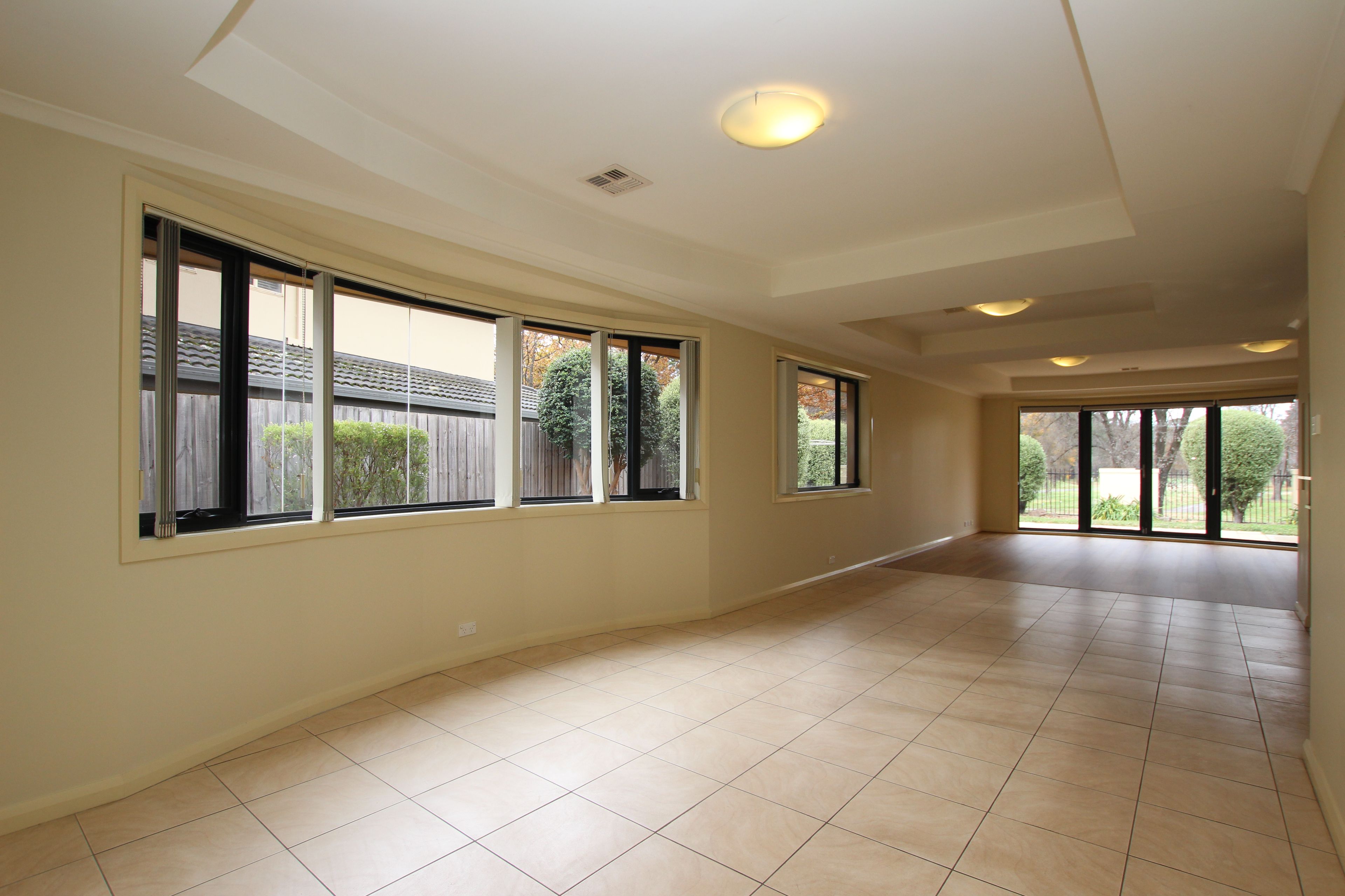 182/50 Ellenborough Street, Lyneham, ACT 2602